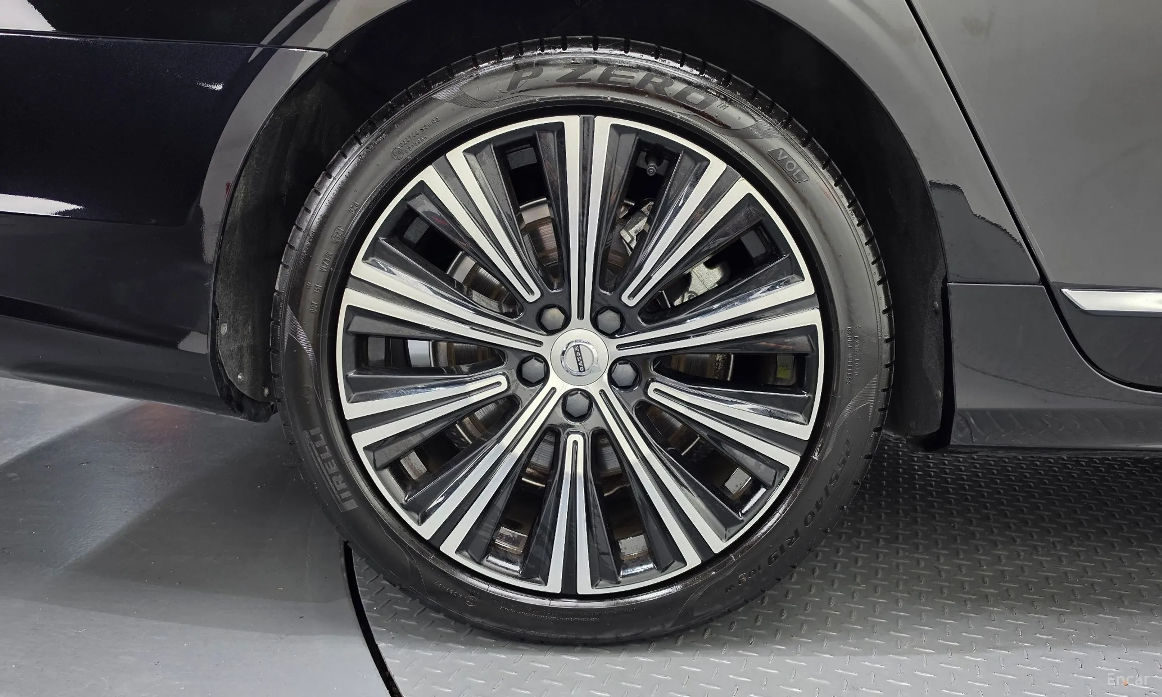 Volvo S90 превью 5