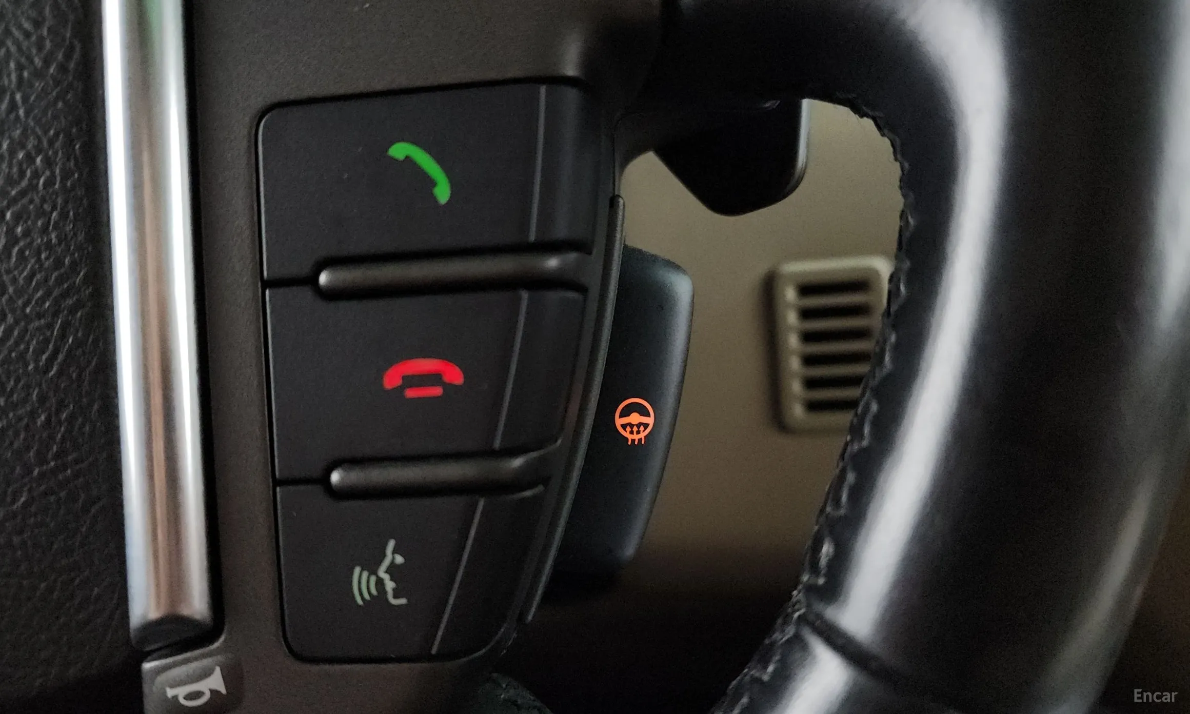 Land Rover Discovery 4 превью 13