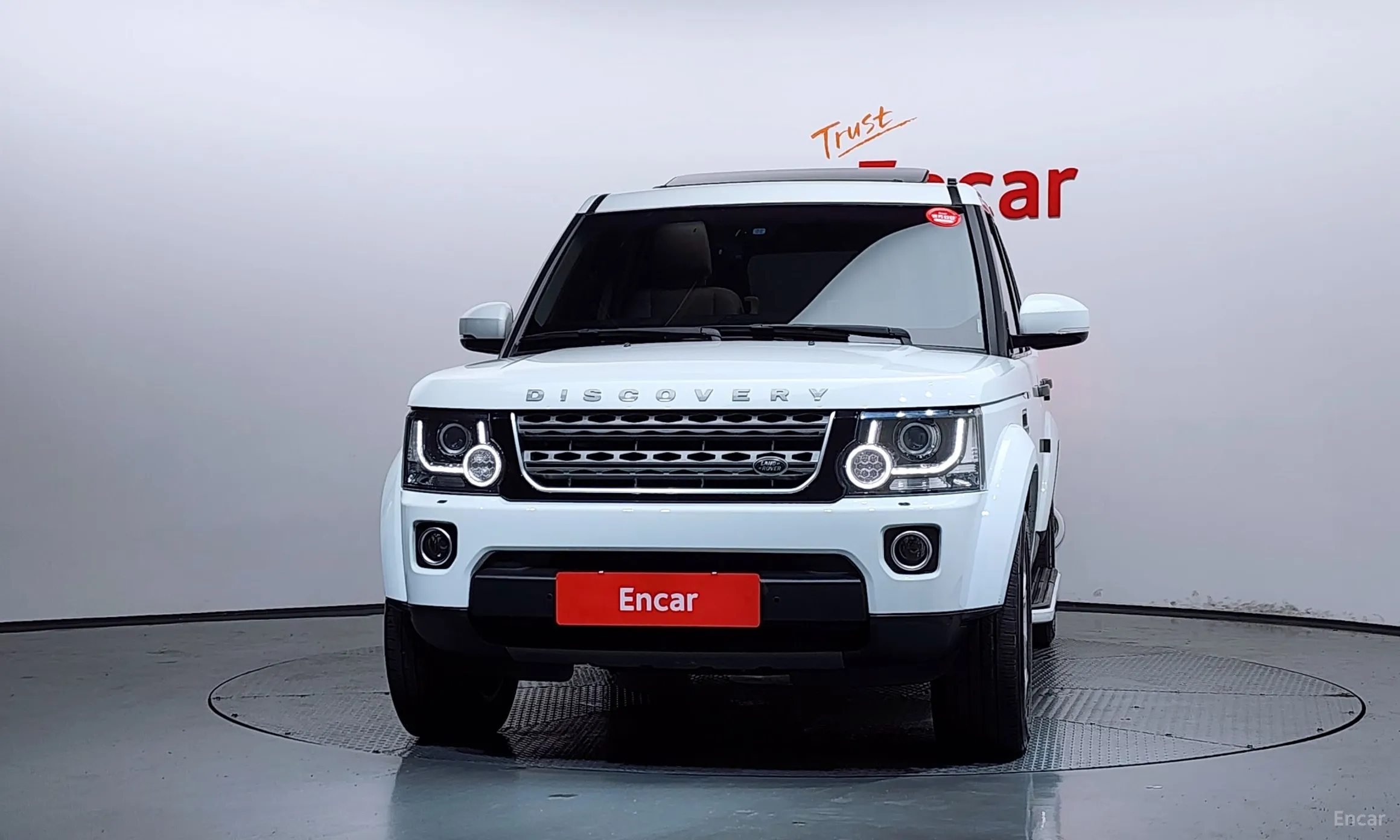 Land Rover Discovery 4 превью 3