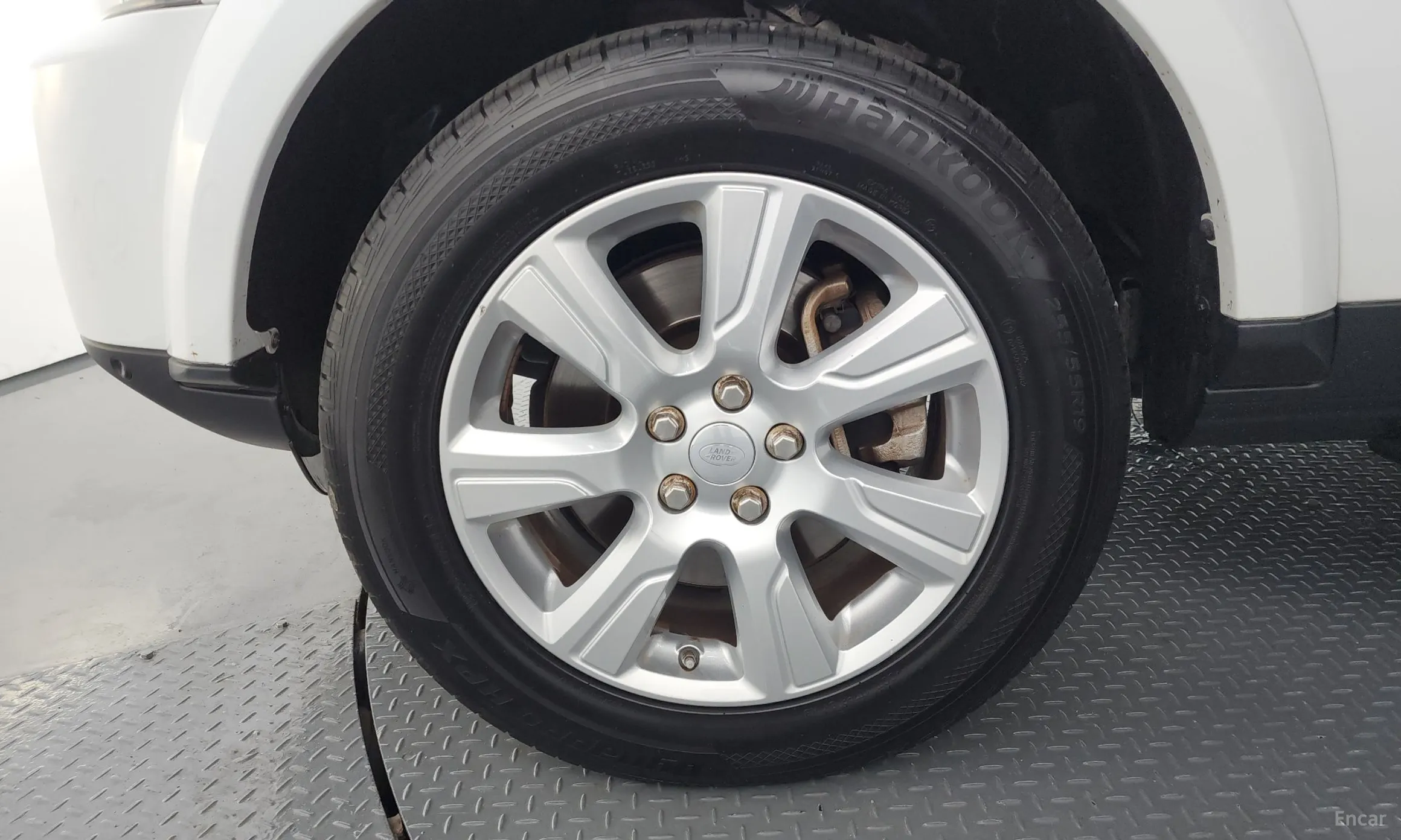 Land Rover Discovery 4 превью 5