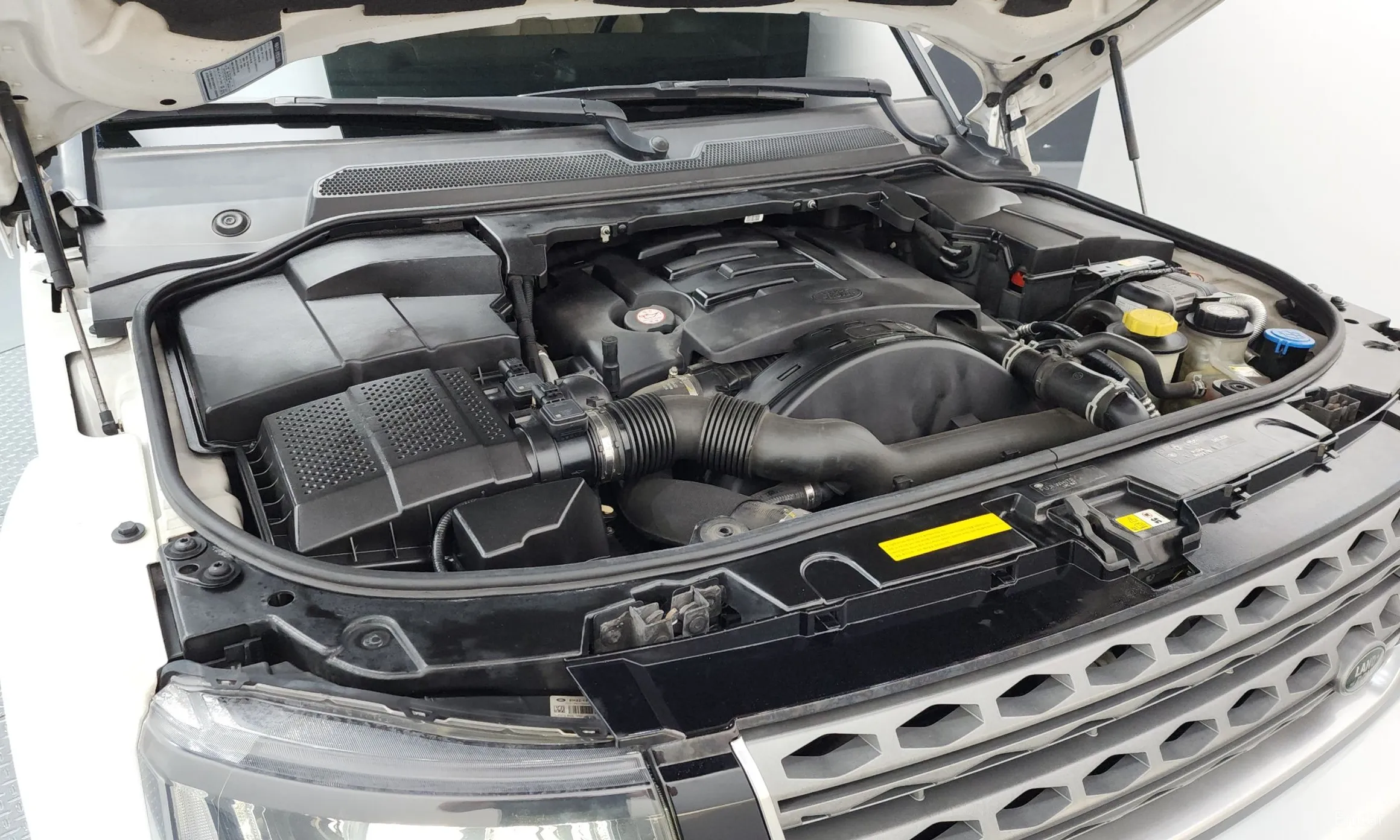 Land Rover Discovery 4 превью 6