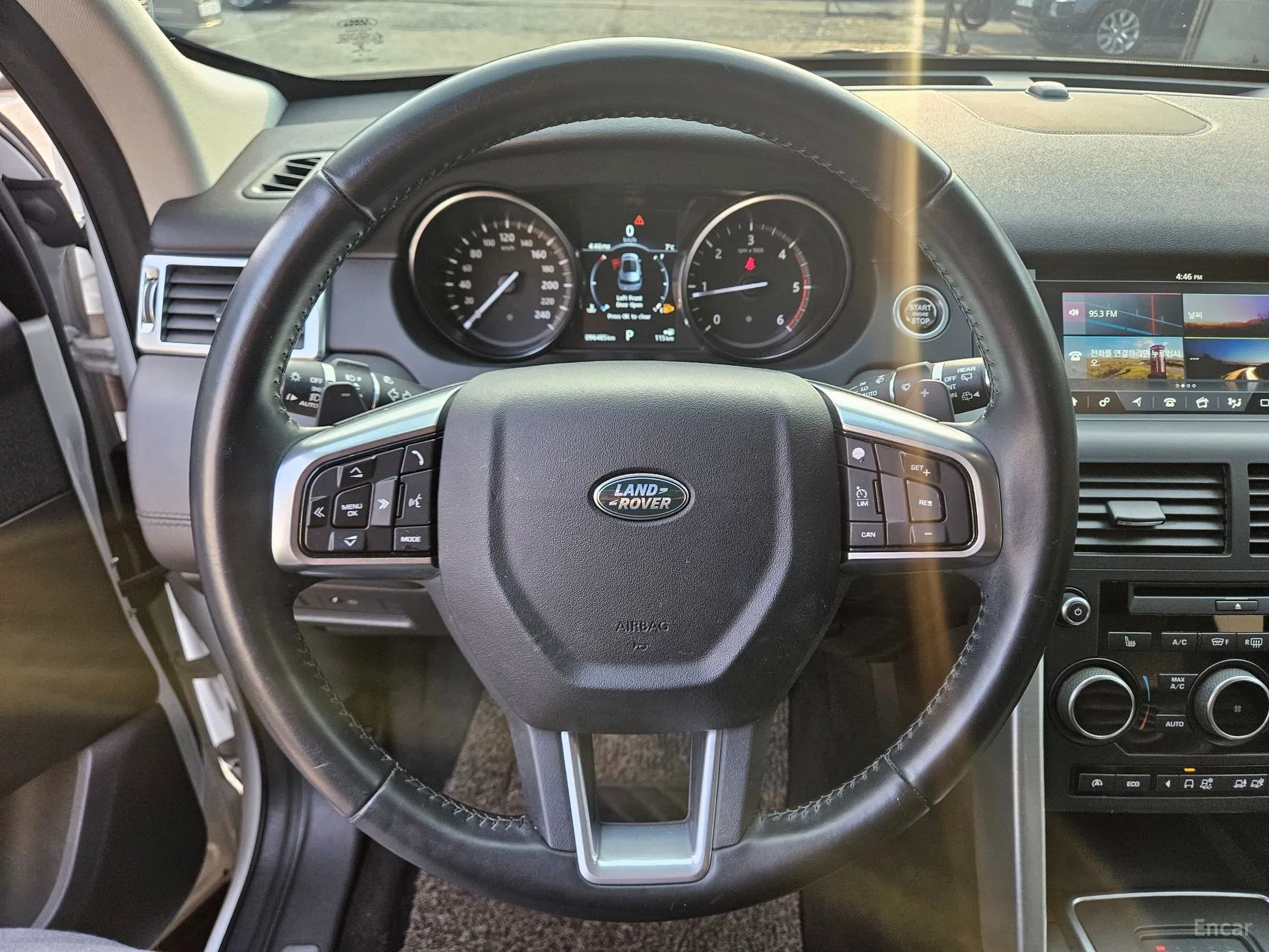 Land Rover Discovery Sports превью 12