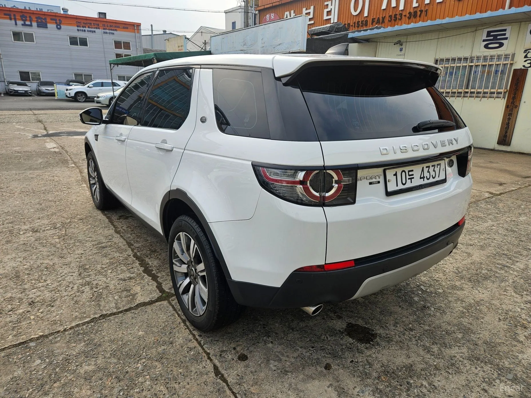 Land Rover Discovery Sports превью 4