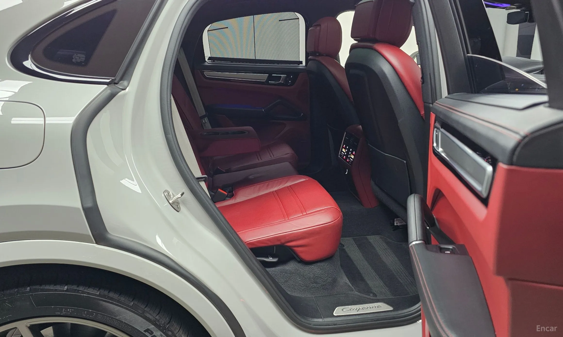 Porsche Cayenne (PO536) превью 11