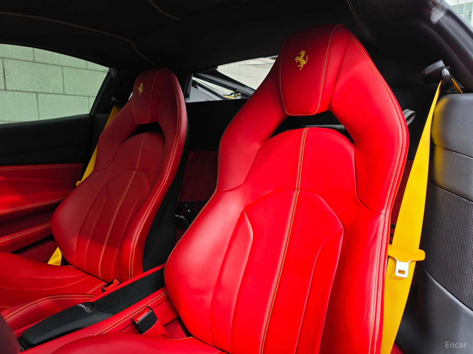 Ferrari F8 Tributo превью 10