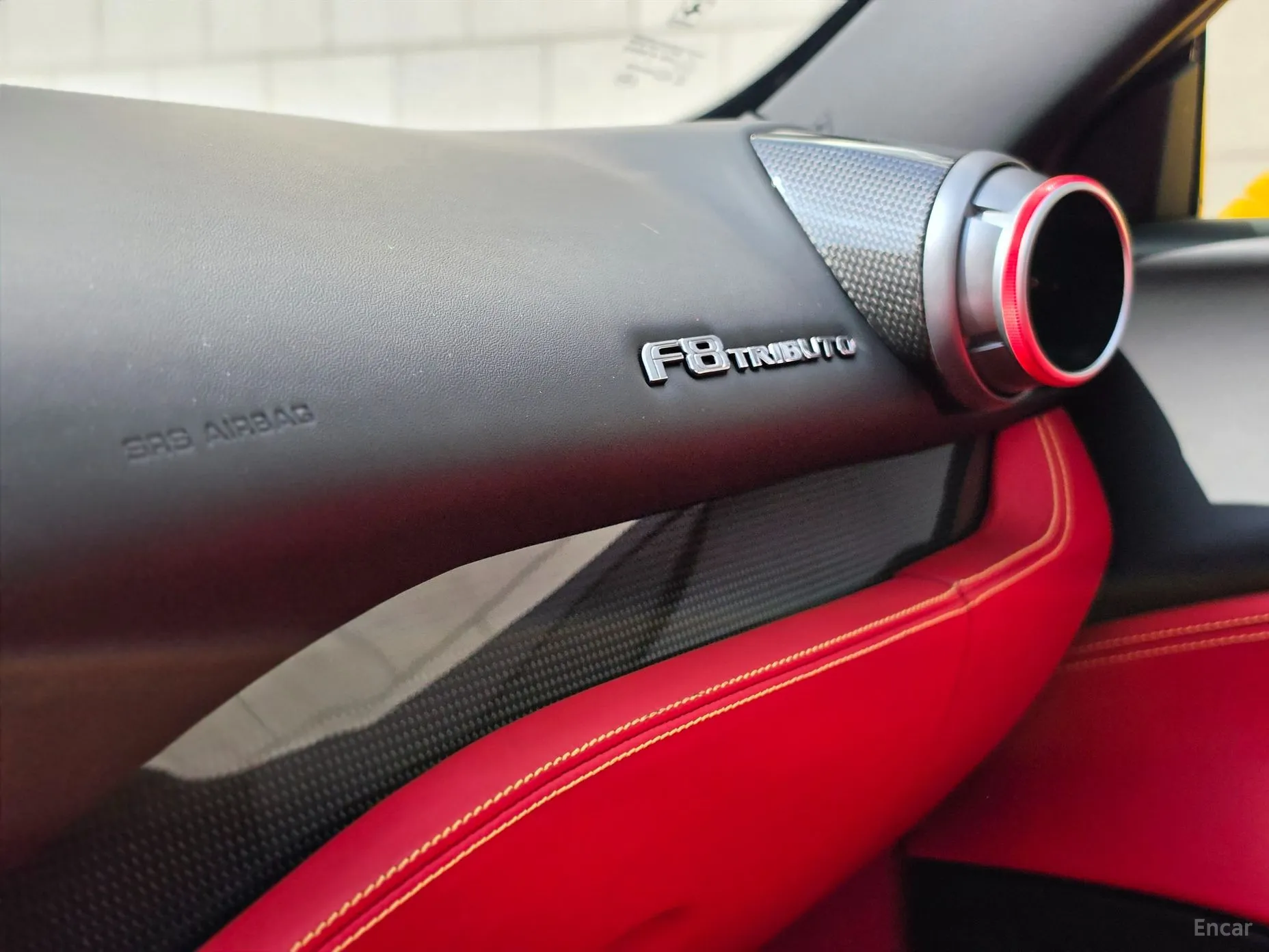 Ferrari F8 Tributo превью 14