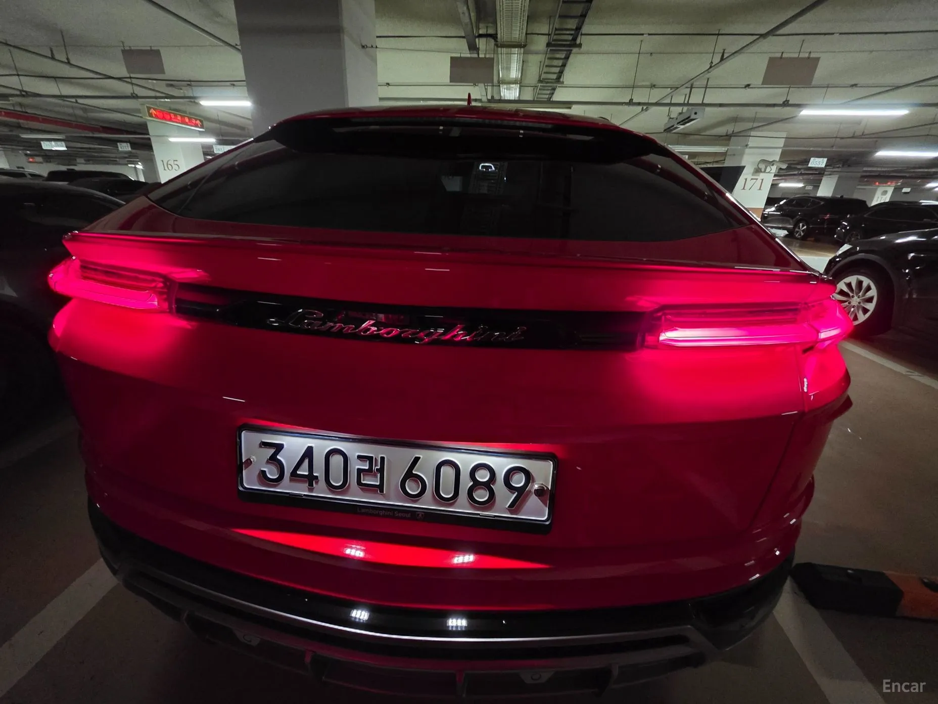 Lamborghini Urus превью 4