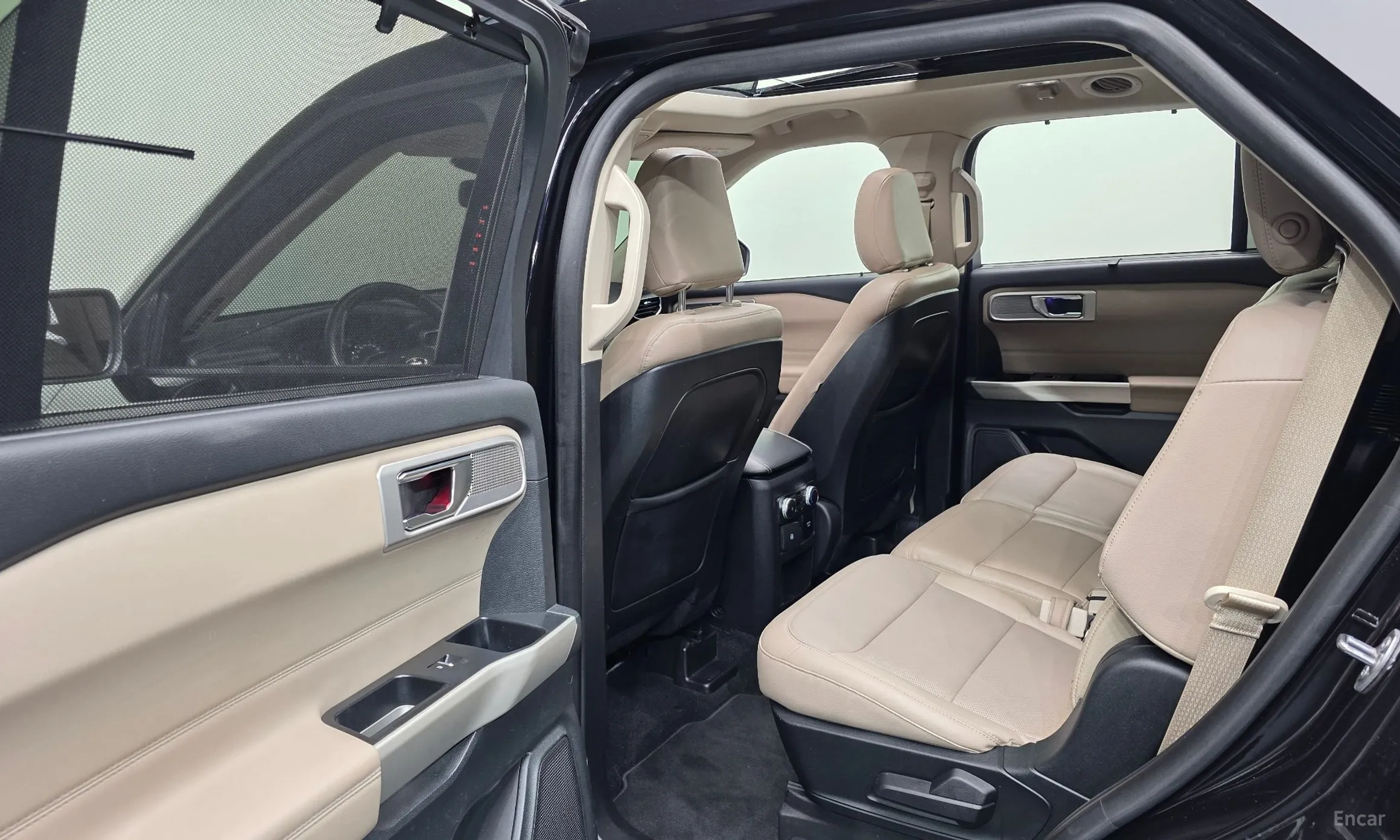 Ford Explorer 6th Generation превью 12
