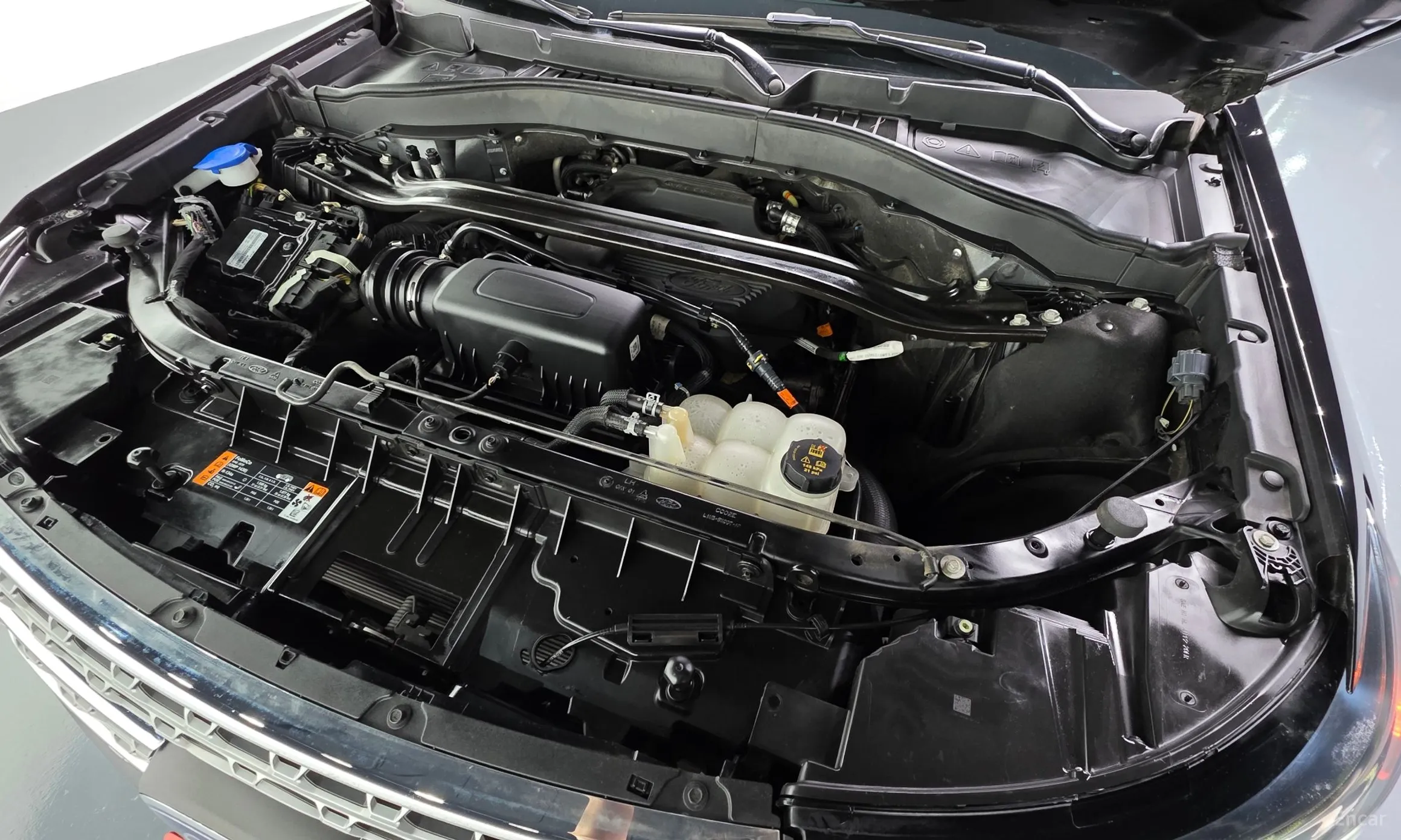Ford Explorer 6th Generation превью 6