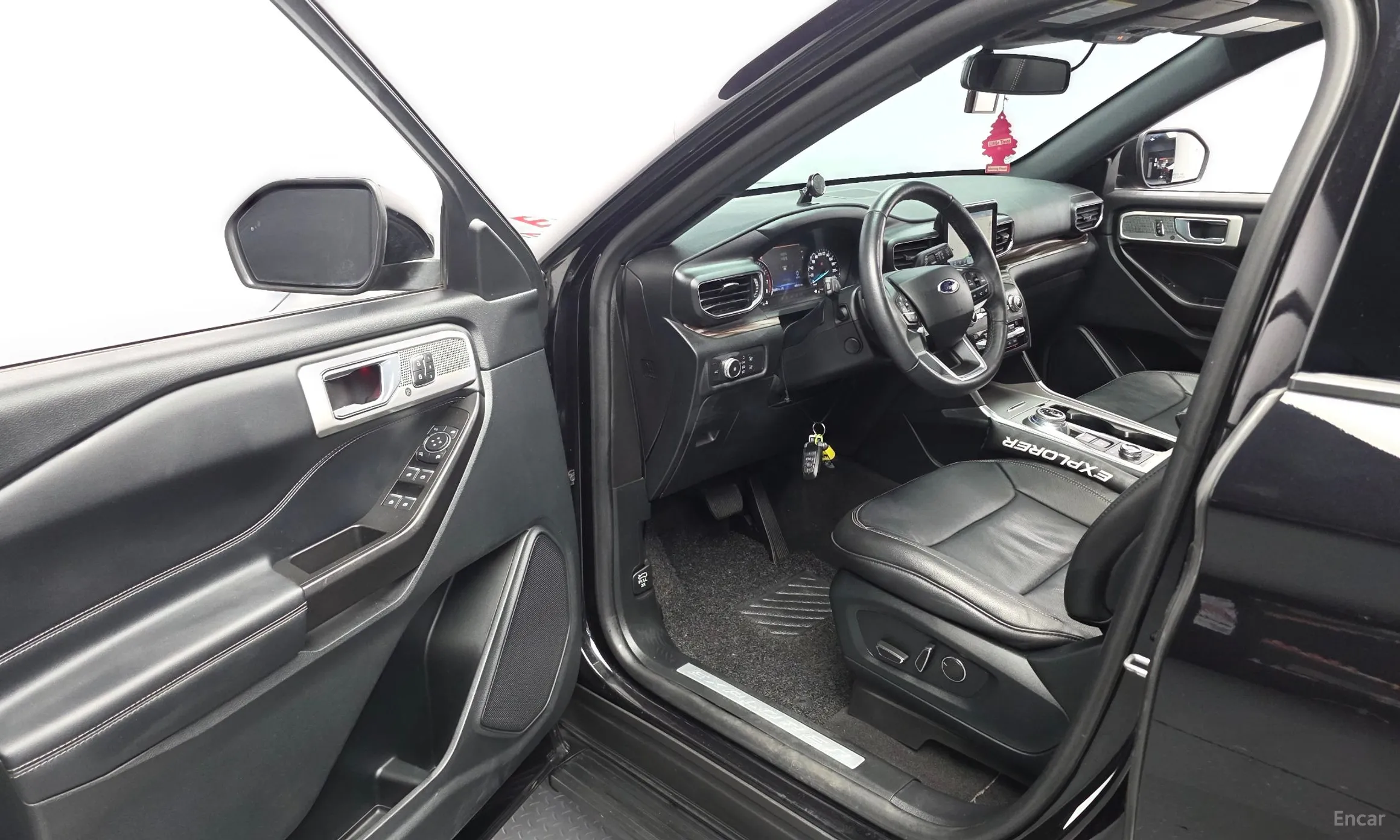 Ford Explorer 6th Generation превью 10