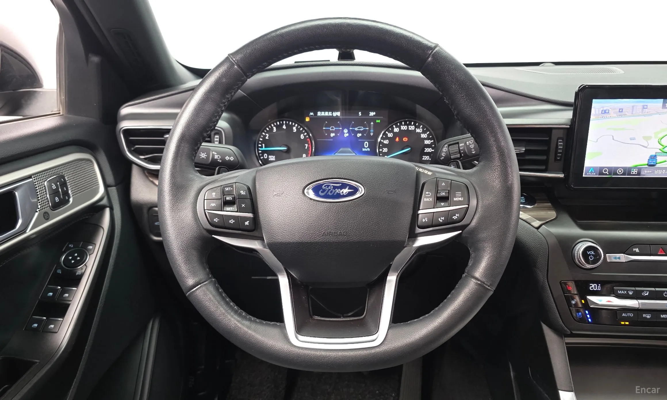Ford Explorer 6th Generation превью 13