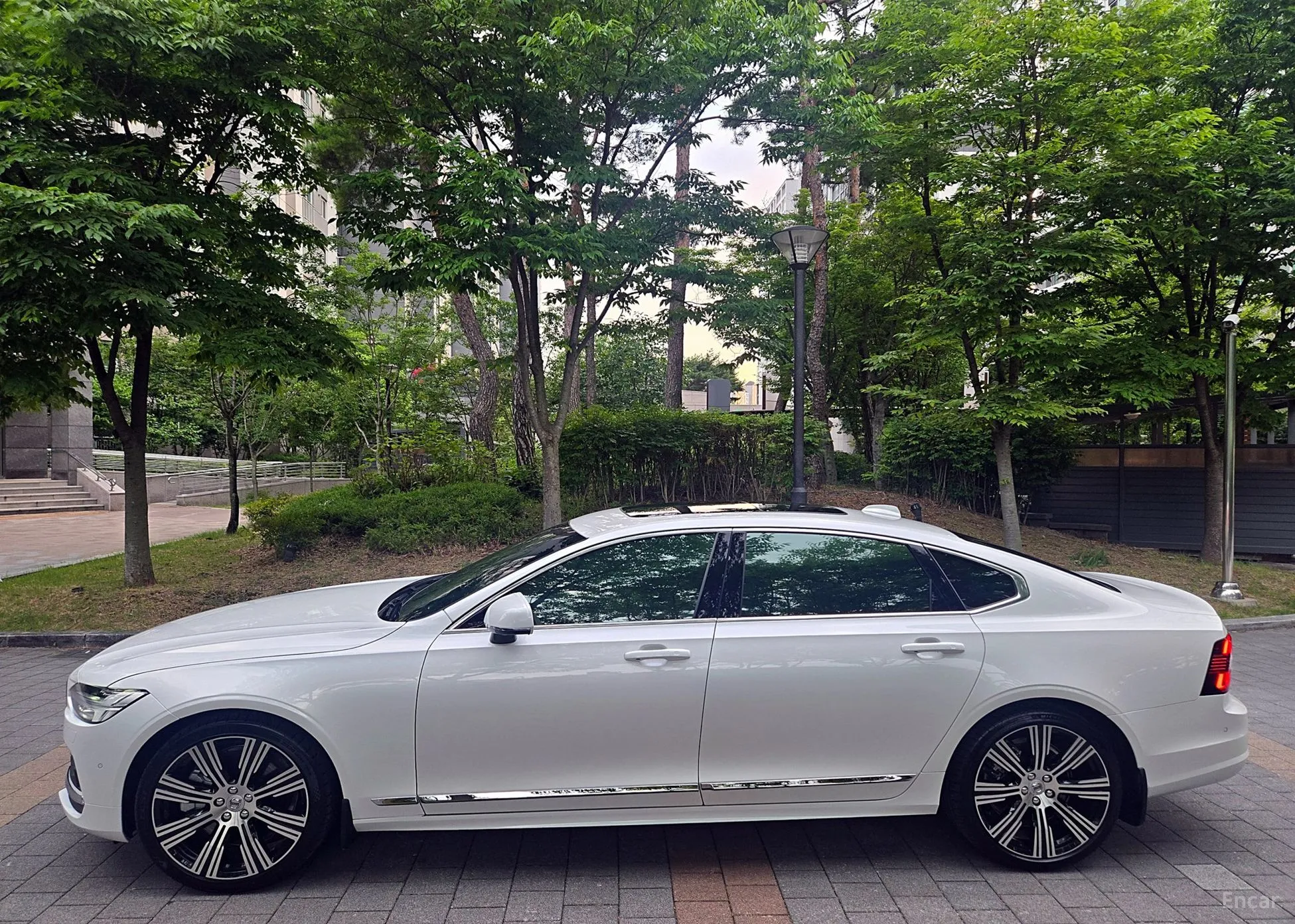 Volvo S90 превью 3