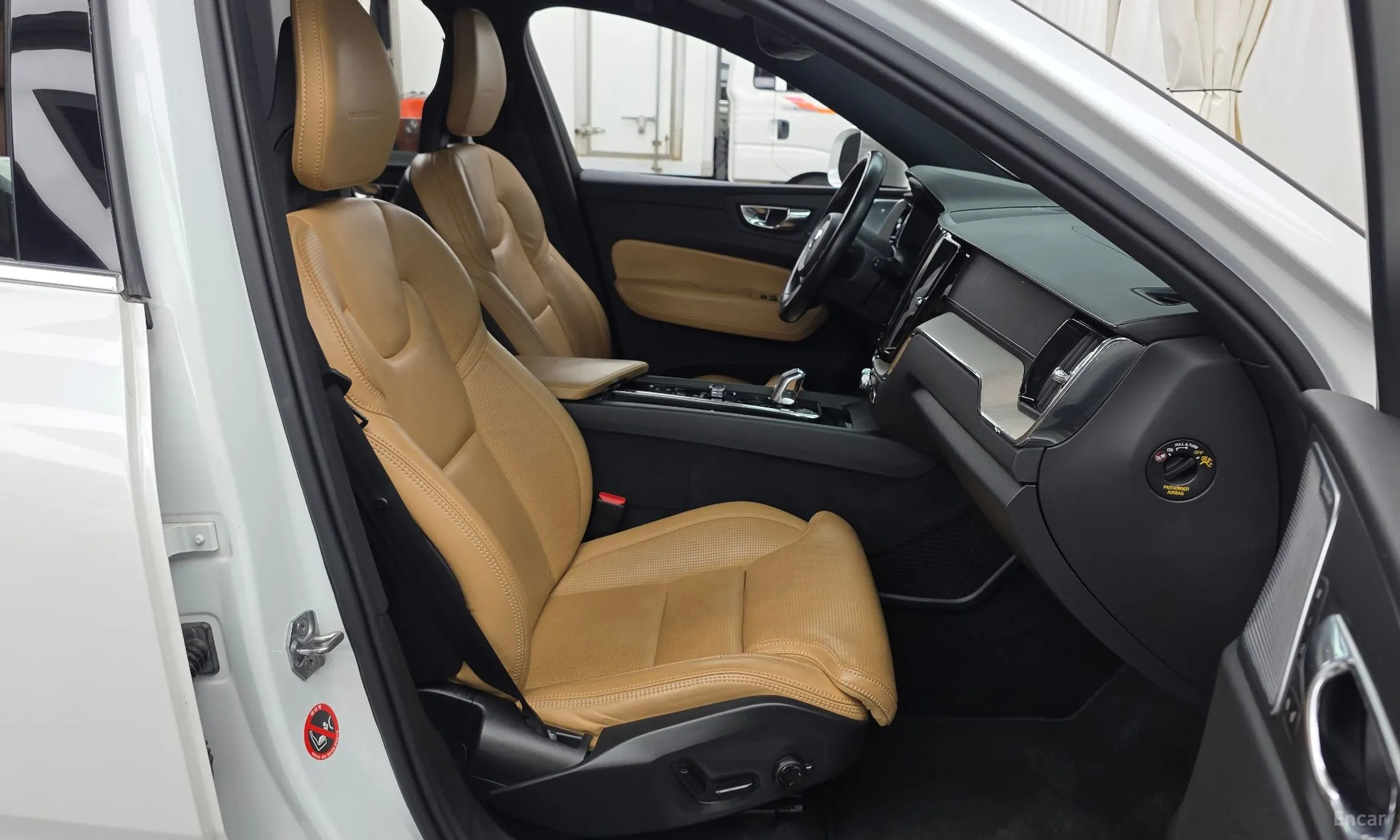 Volvo XC60 Gen 2 превью 11