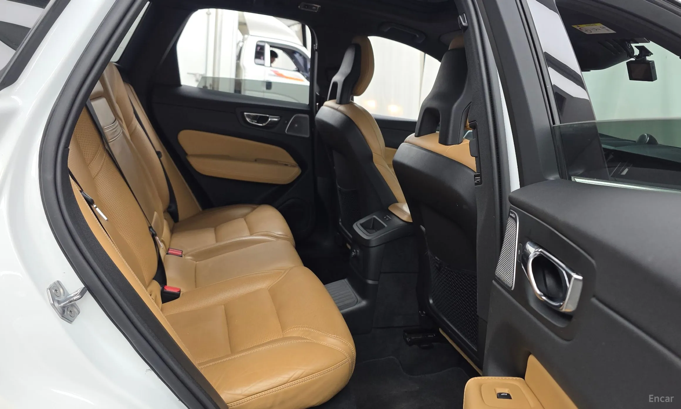 Volvo XC60 Gen 2 превью 12