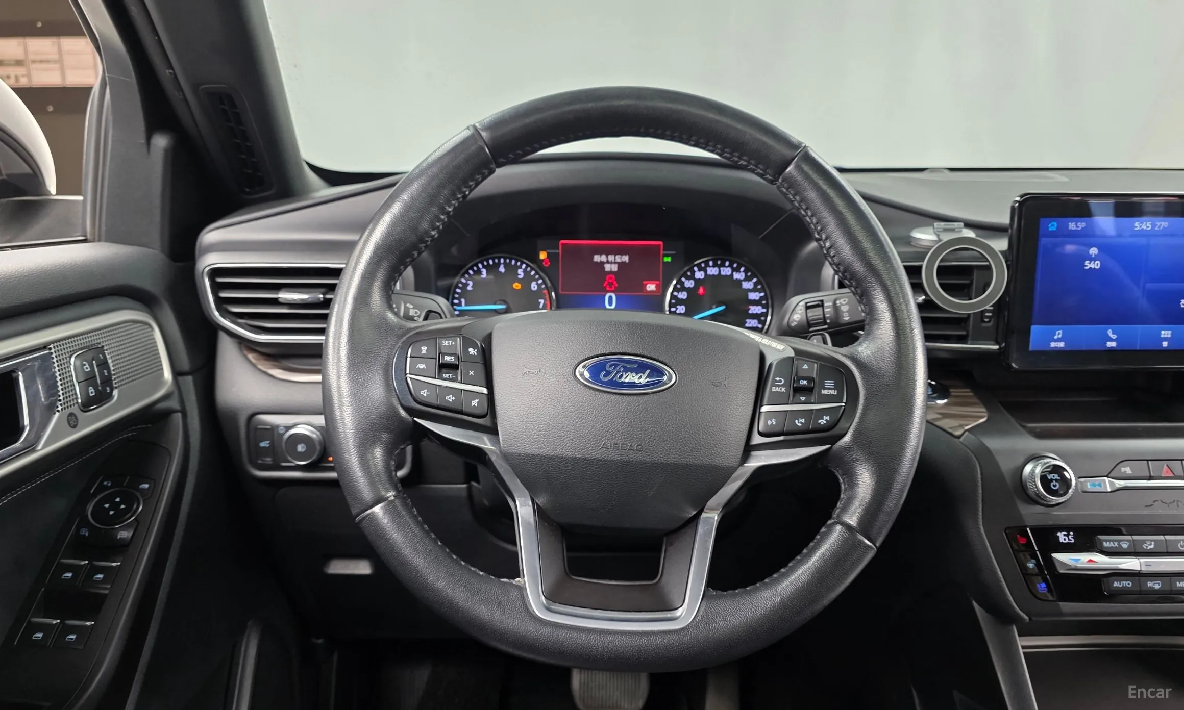 Ford Explorer 6th Generation превью 12