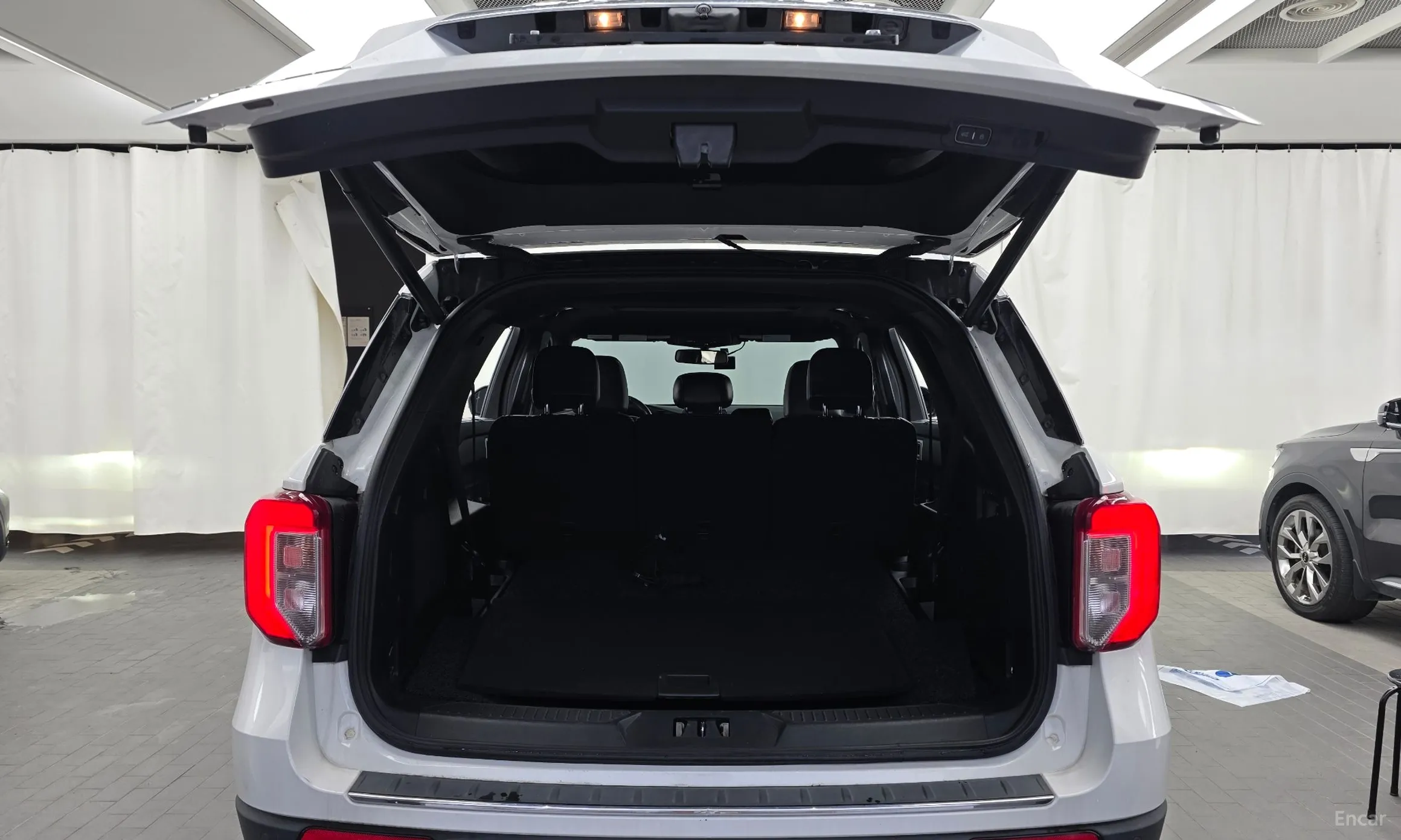 Ford Explorer 6th Generation превью 20