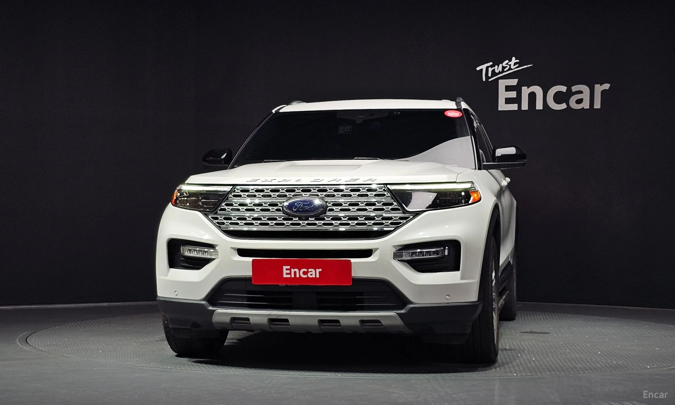 Ford Explorer 6th Generation превью 3