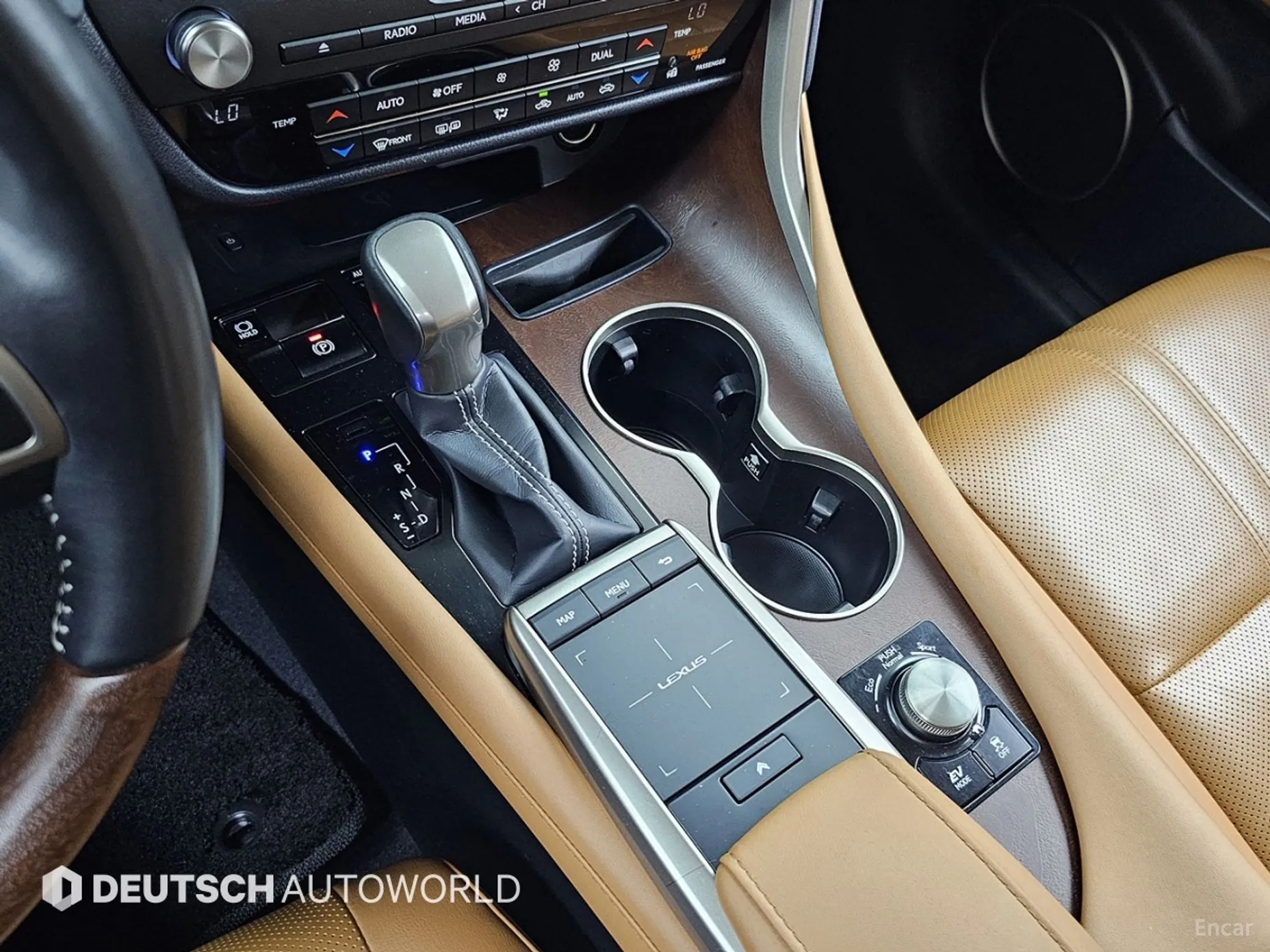 Lexus RX450h Gen 4 превью 9