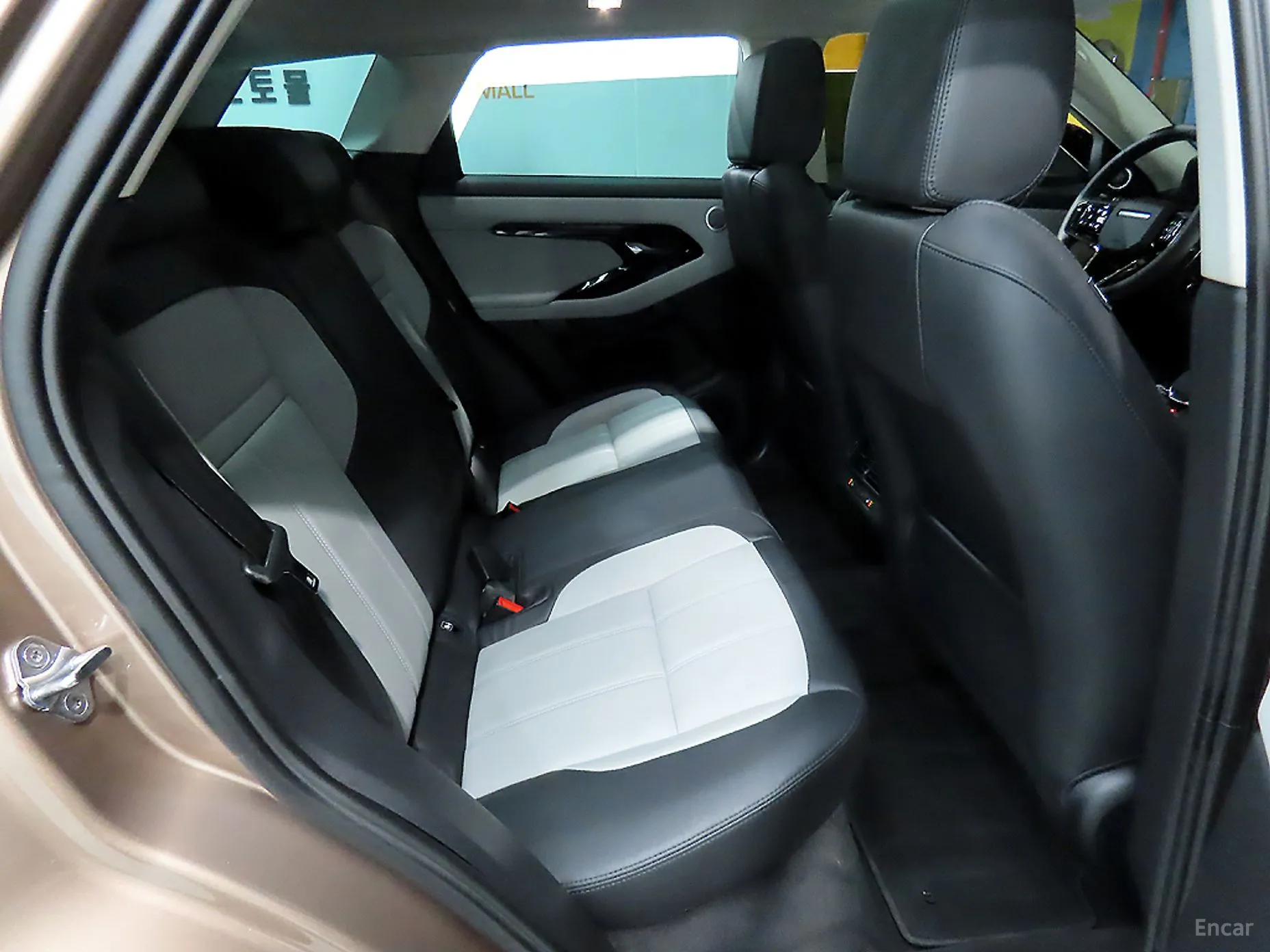 Land Rover Range Rover Evoque 2nd Generation превью 14