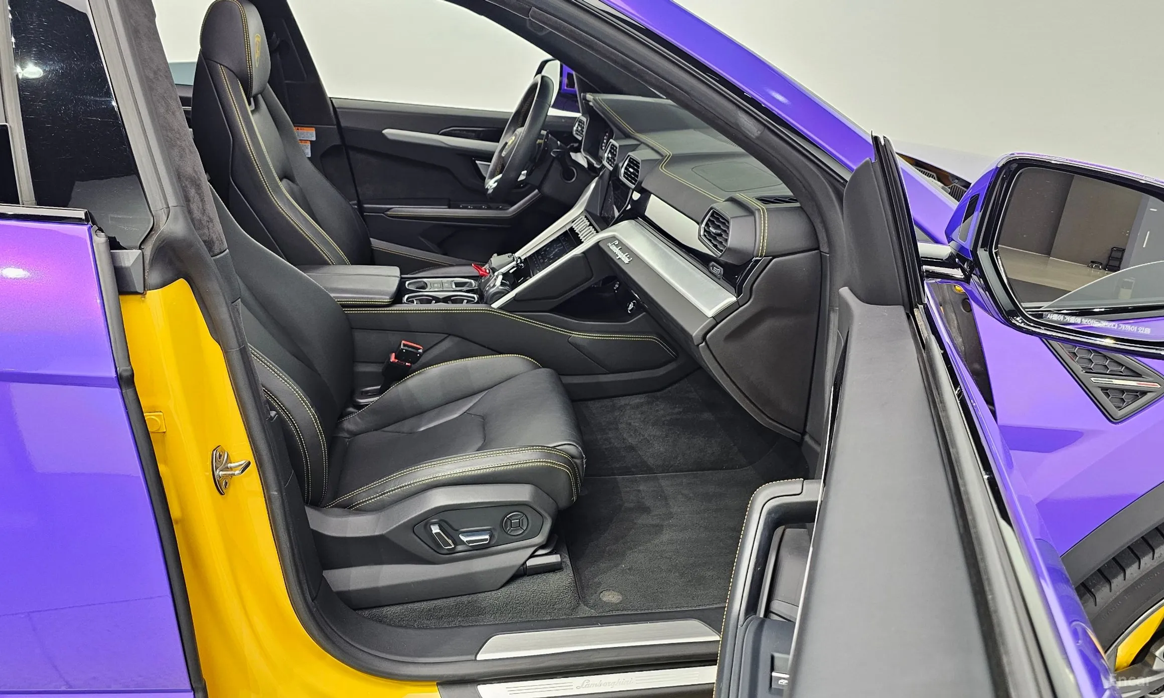 Lamborghini Urus превью 10