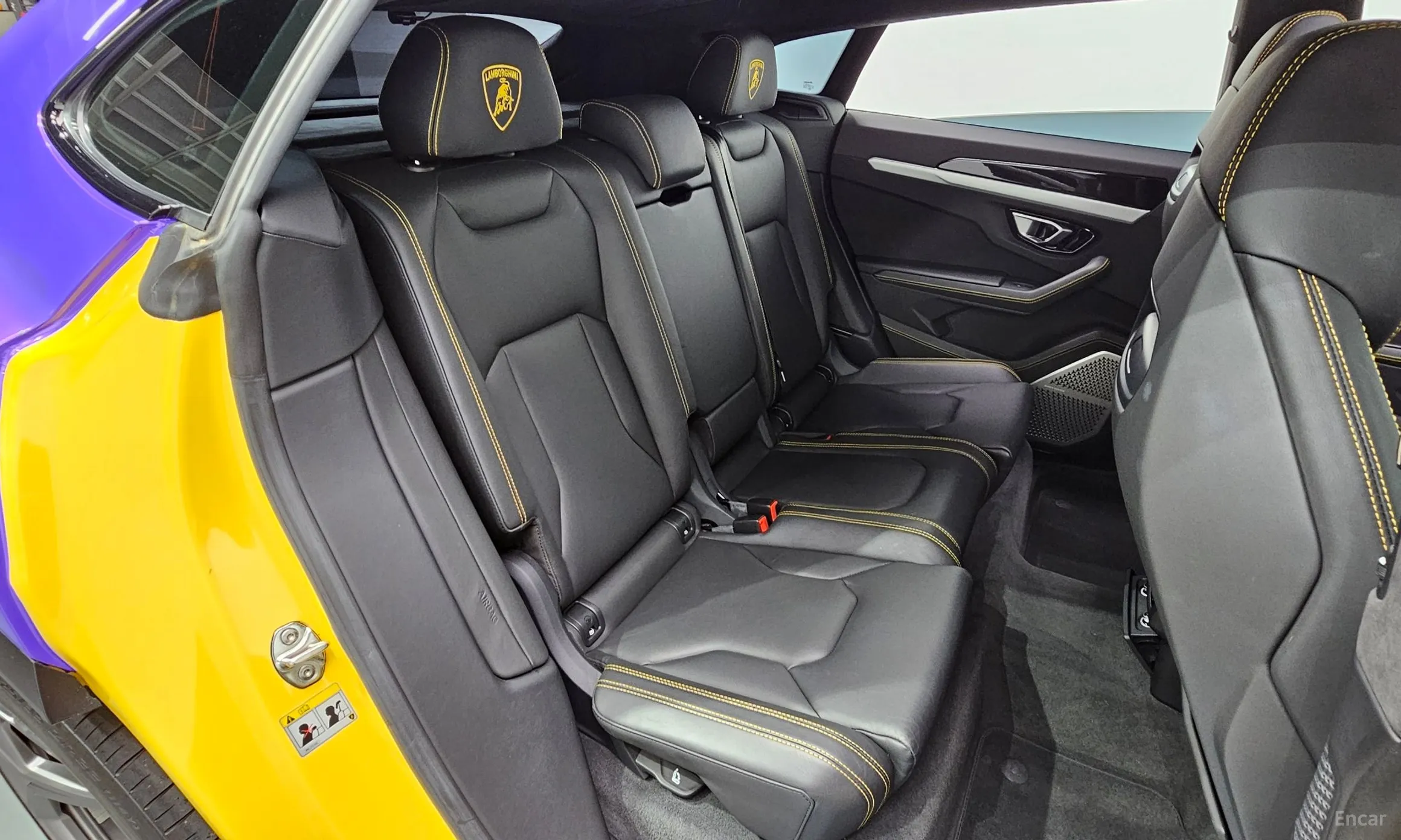 Lamborghini Urus превью 11