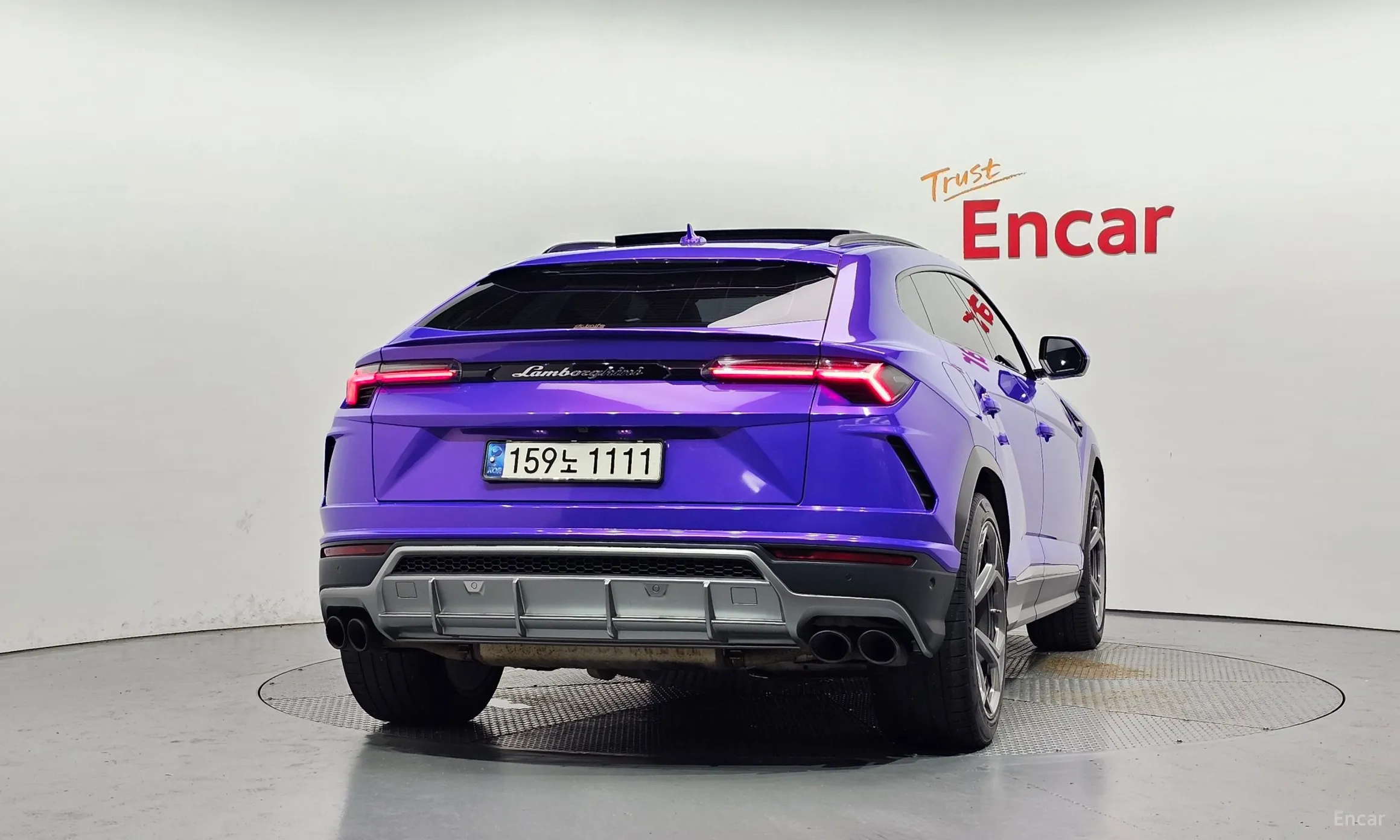 Lamborghini Urus превью 4