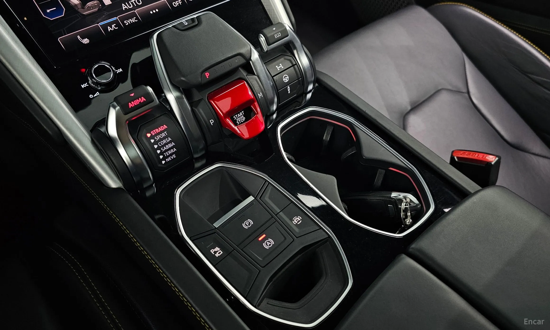 Lamborghini Urus превью 9