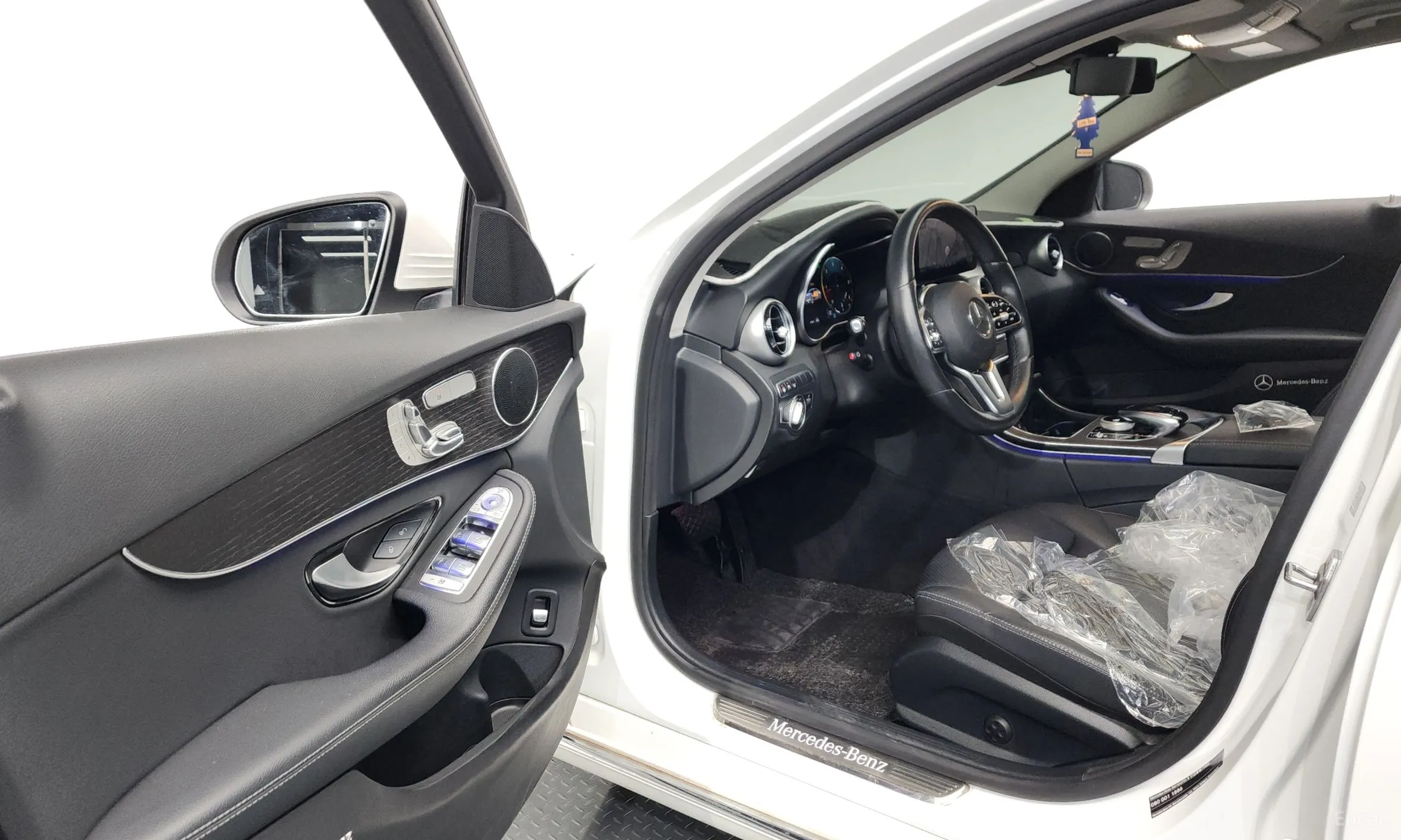Mercedes Benz C-Class W205 превью 10