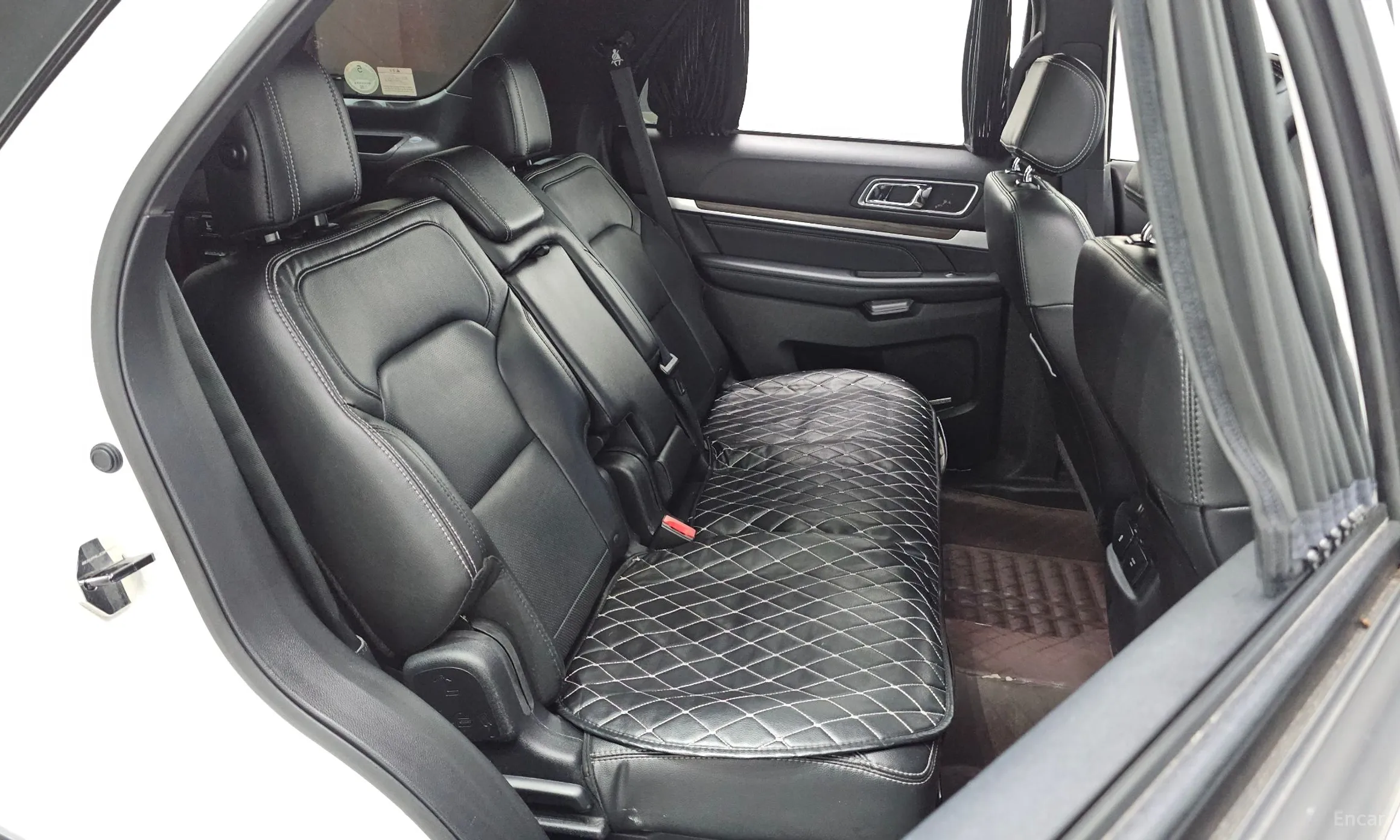 Ford Explorer превью 11