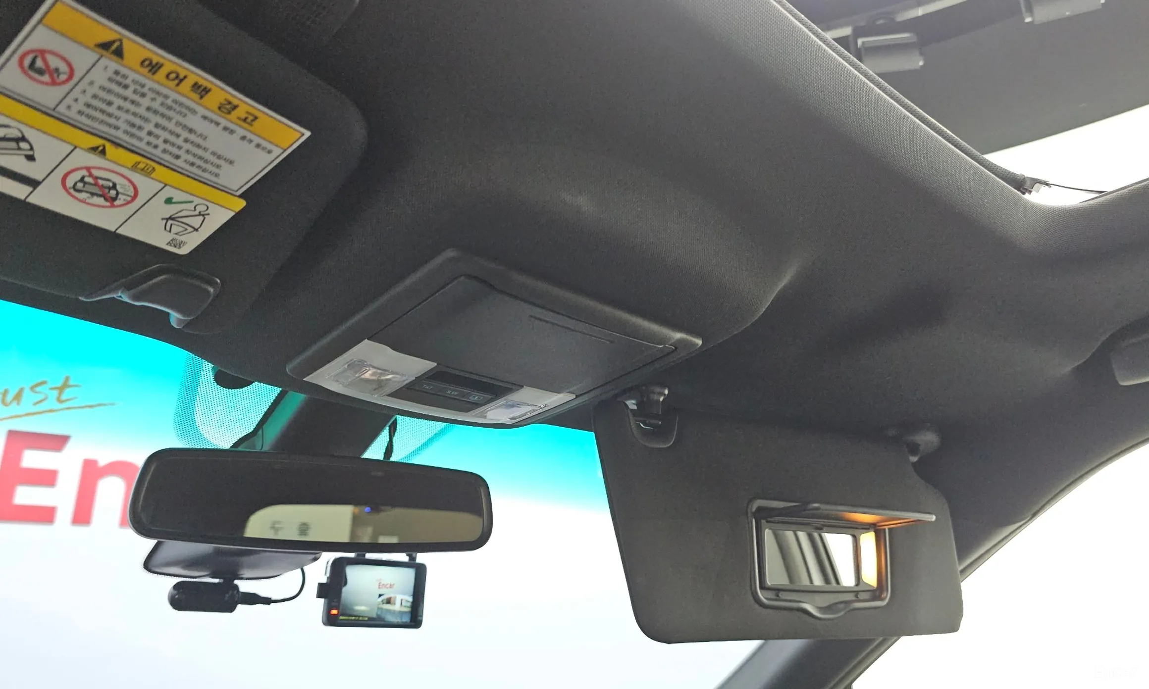 Ford Explorer превью 19