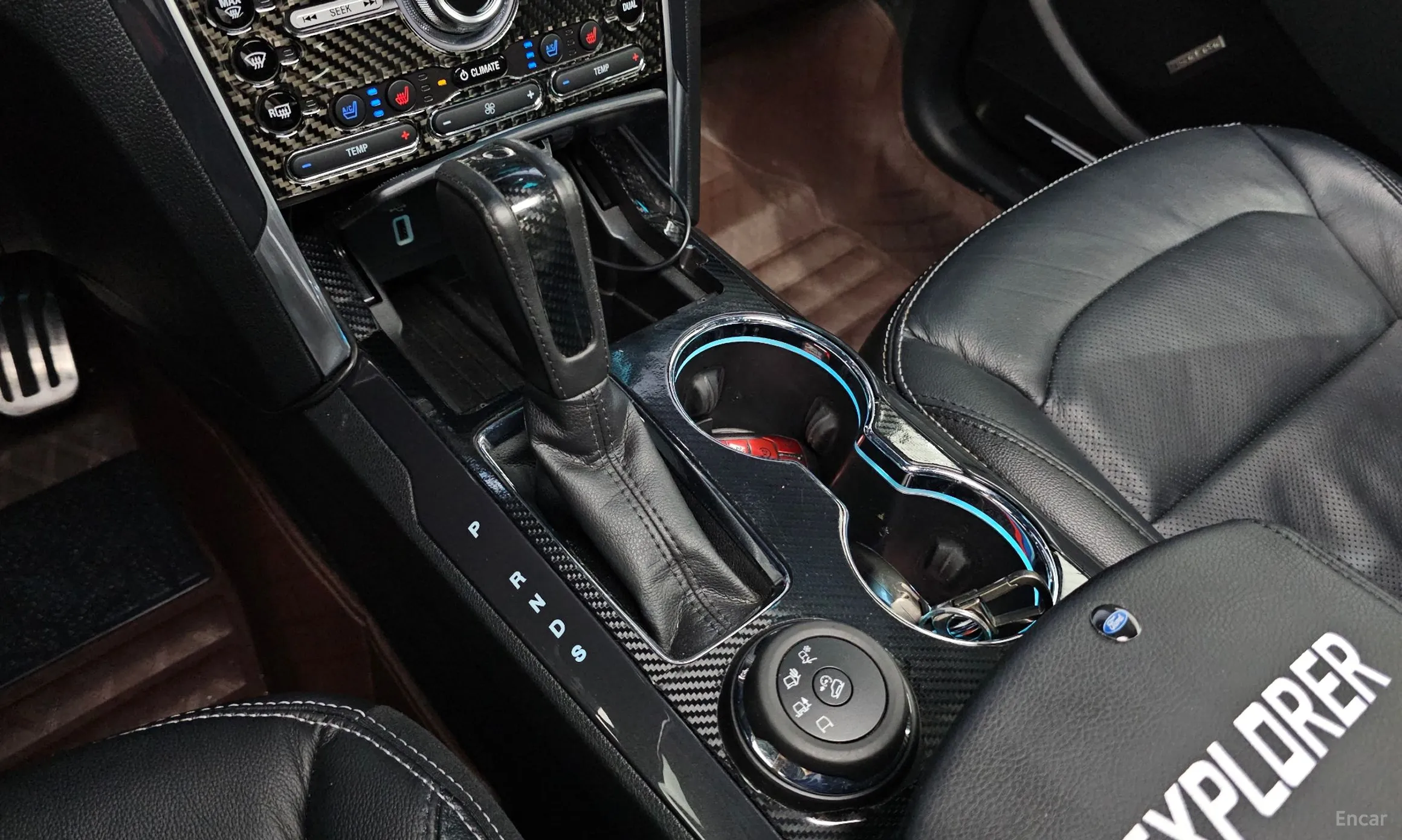 Ford Explorer превью 9