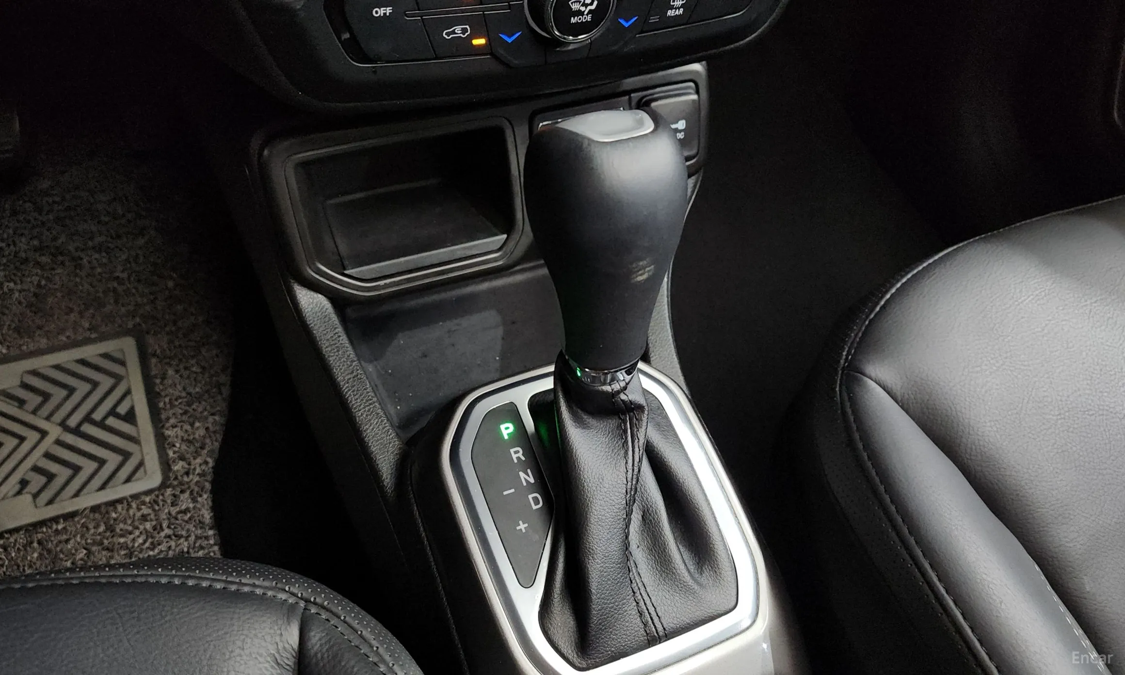 Jeep Renegade превью 9