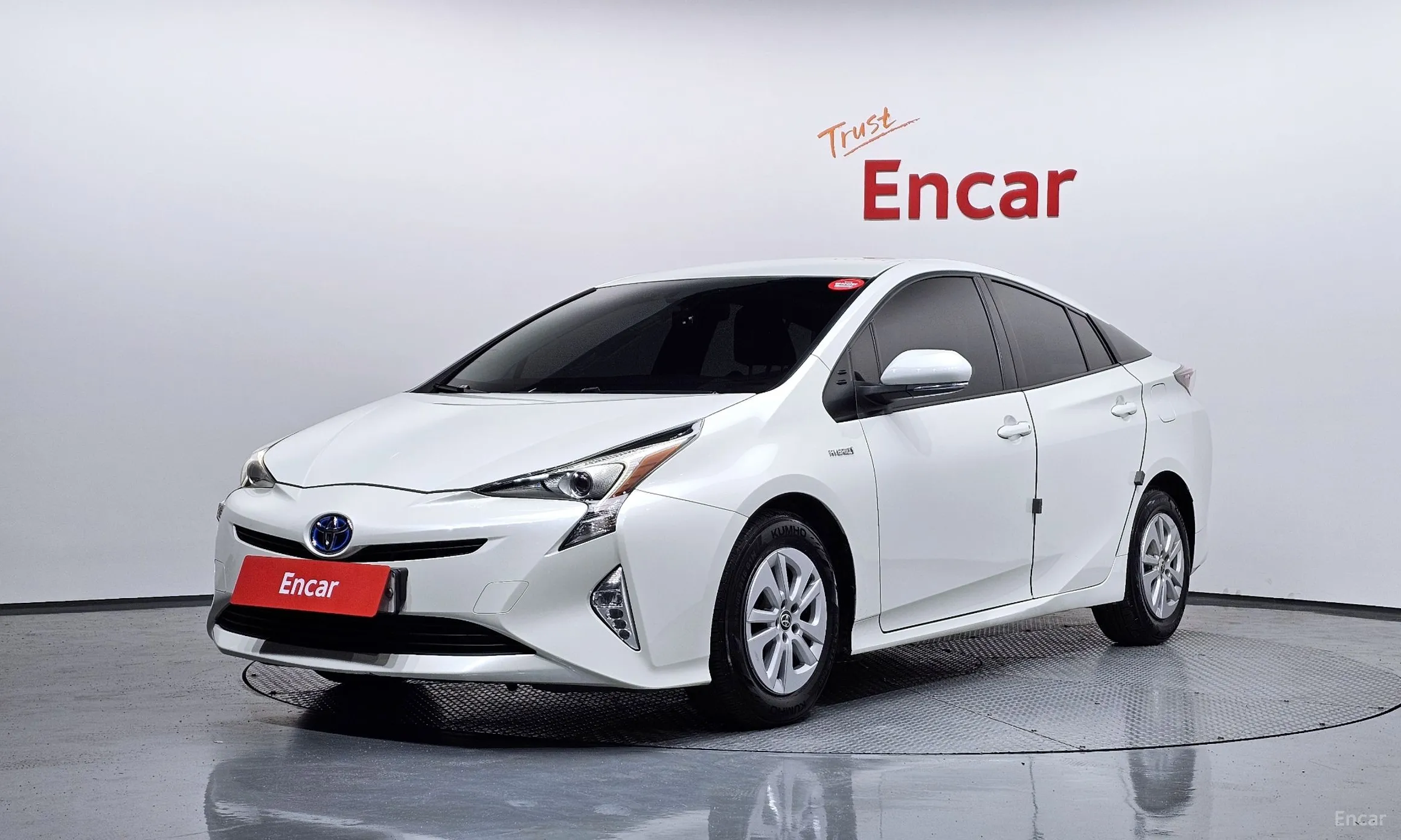 Toyota Prius 4th Generation