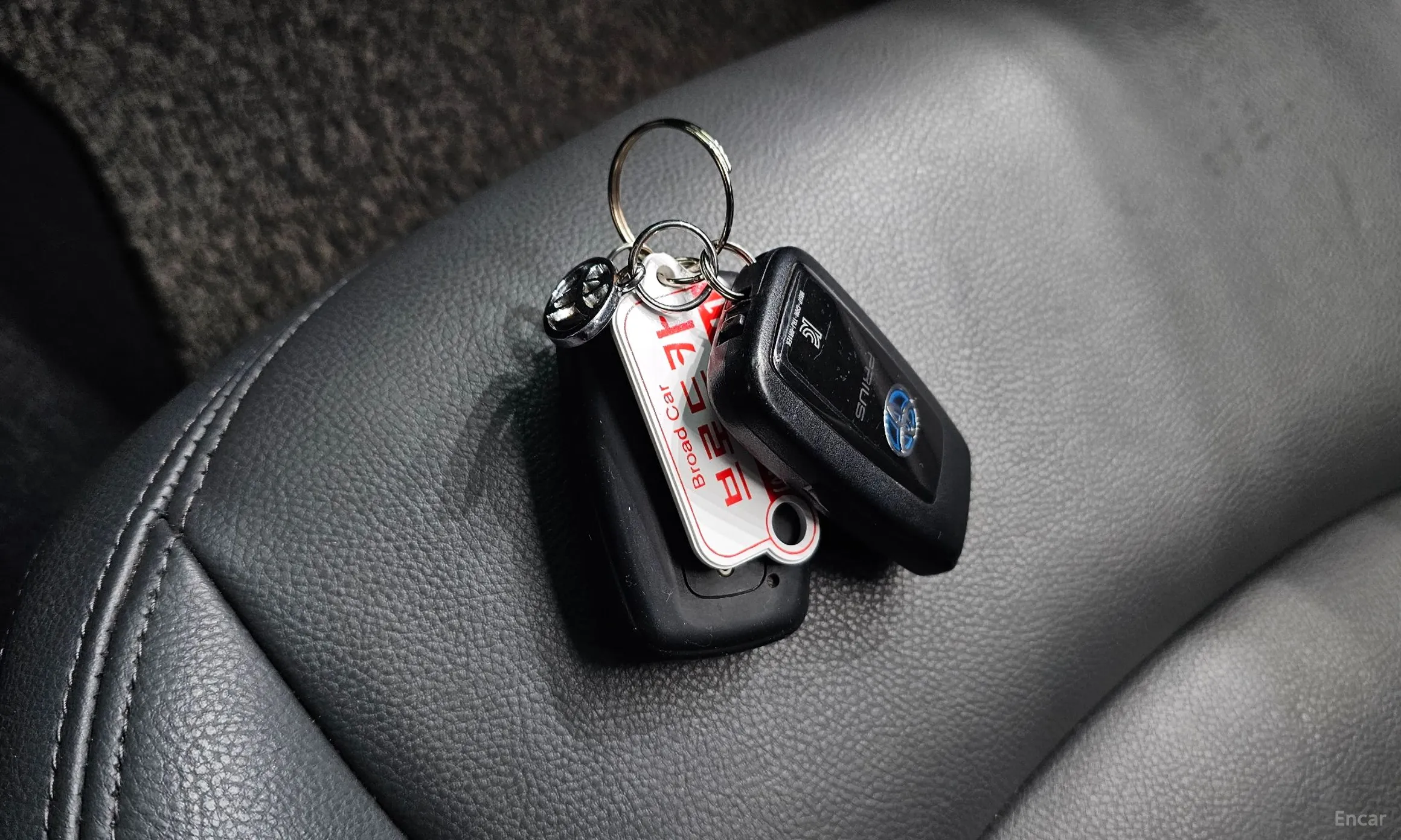 Toyota Prius 4th Generation превью 18