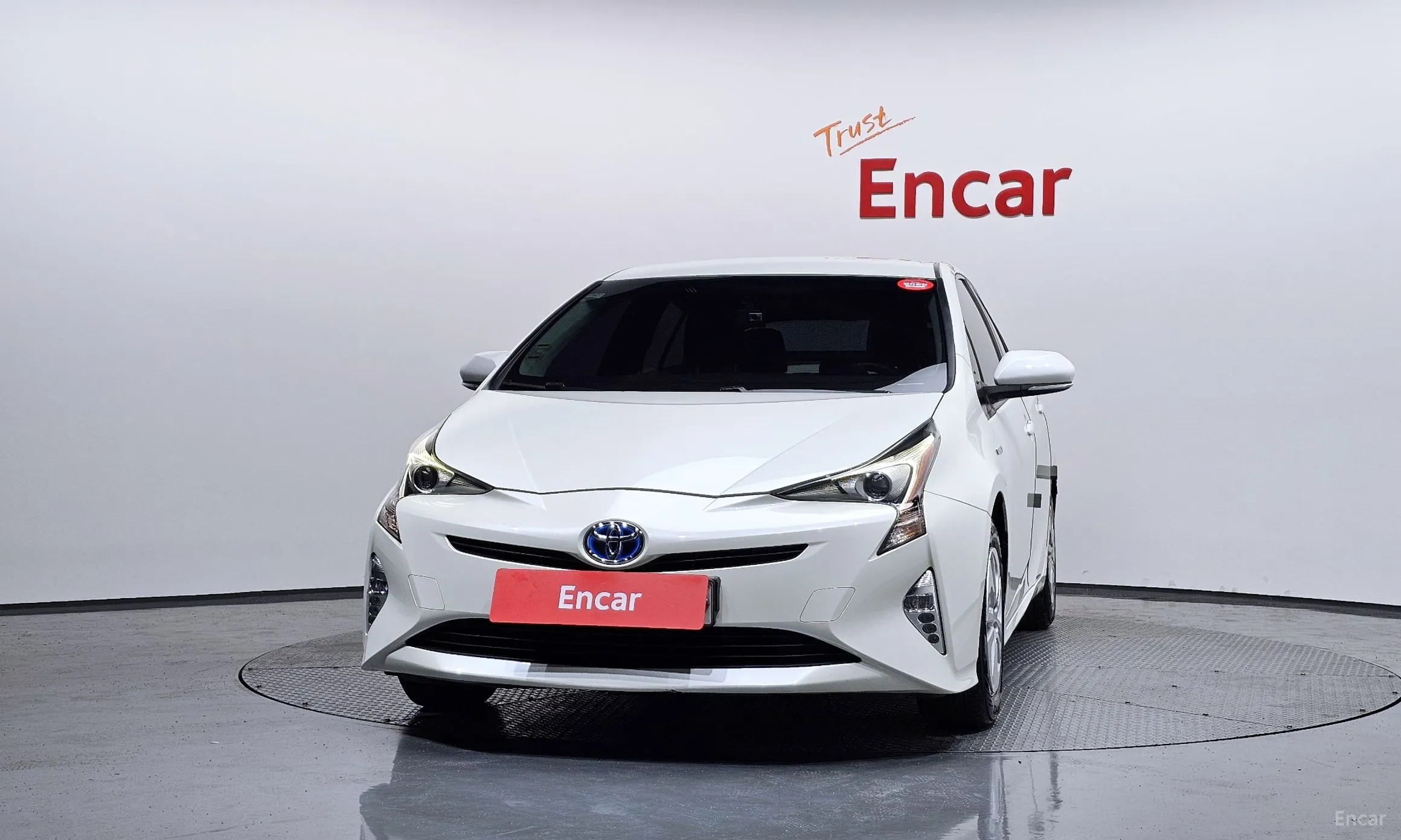 Toyota Prius 4th Generation превью 3