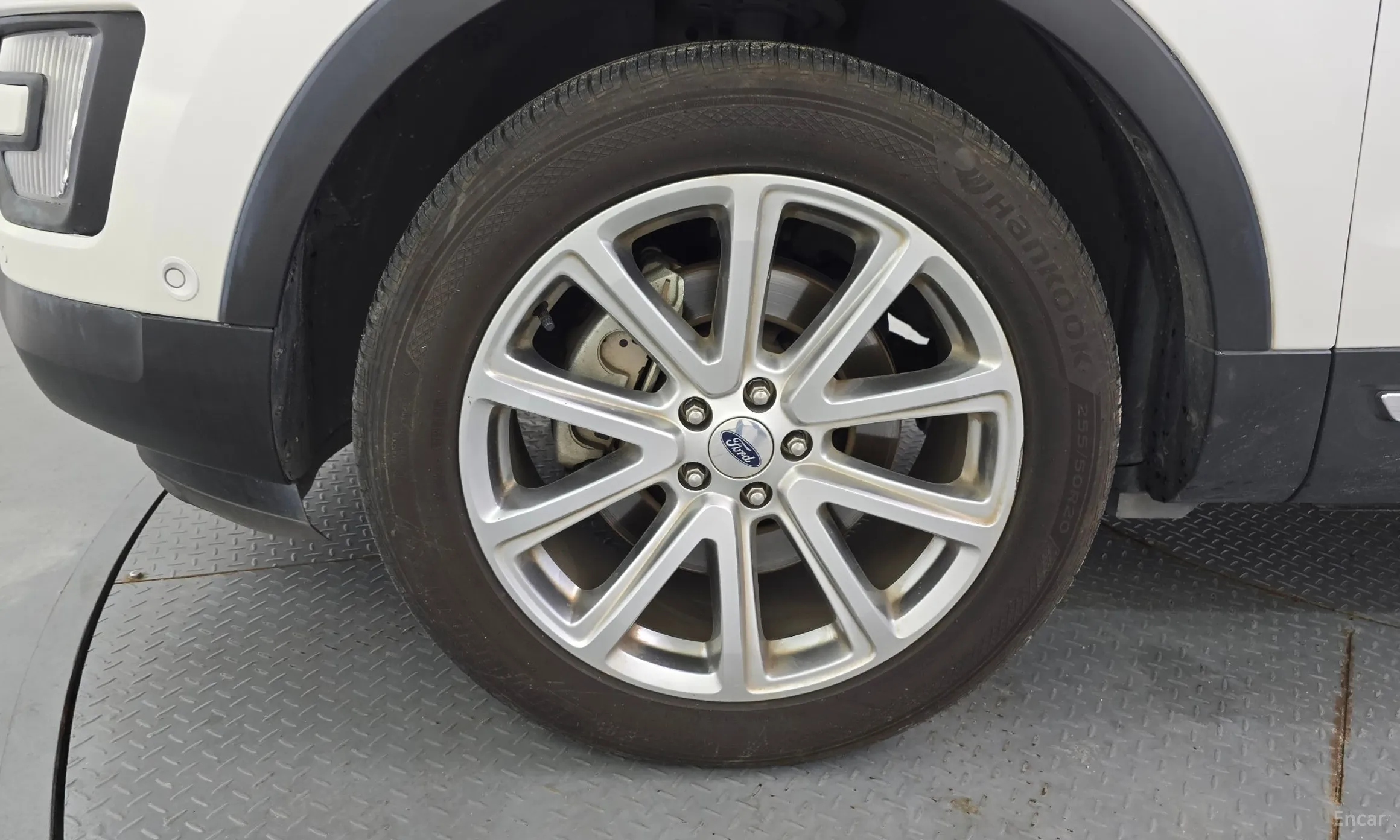 Ford Explorer превью 5