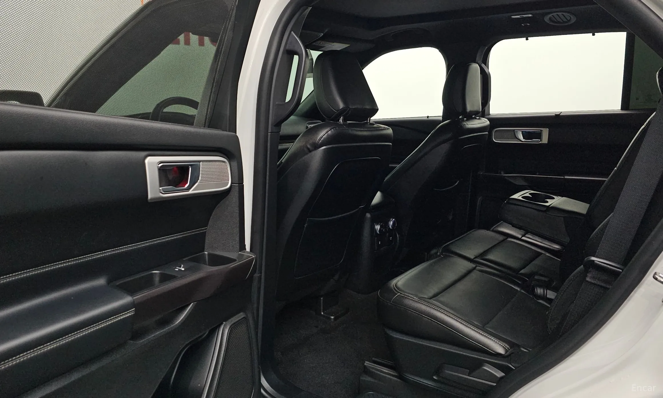 Ford Explorer 6th Generation превью 12