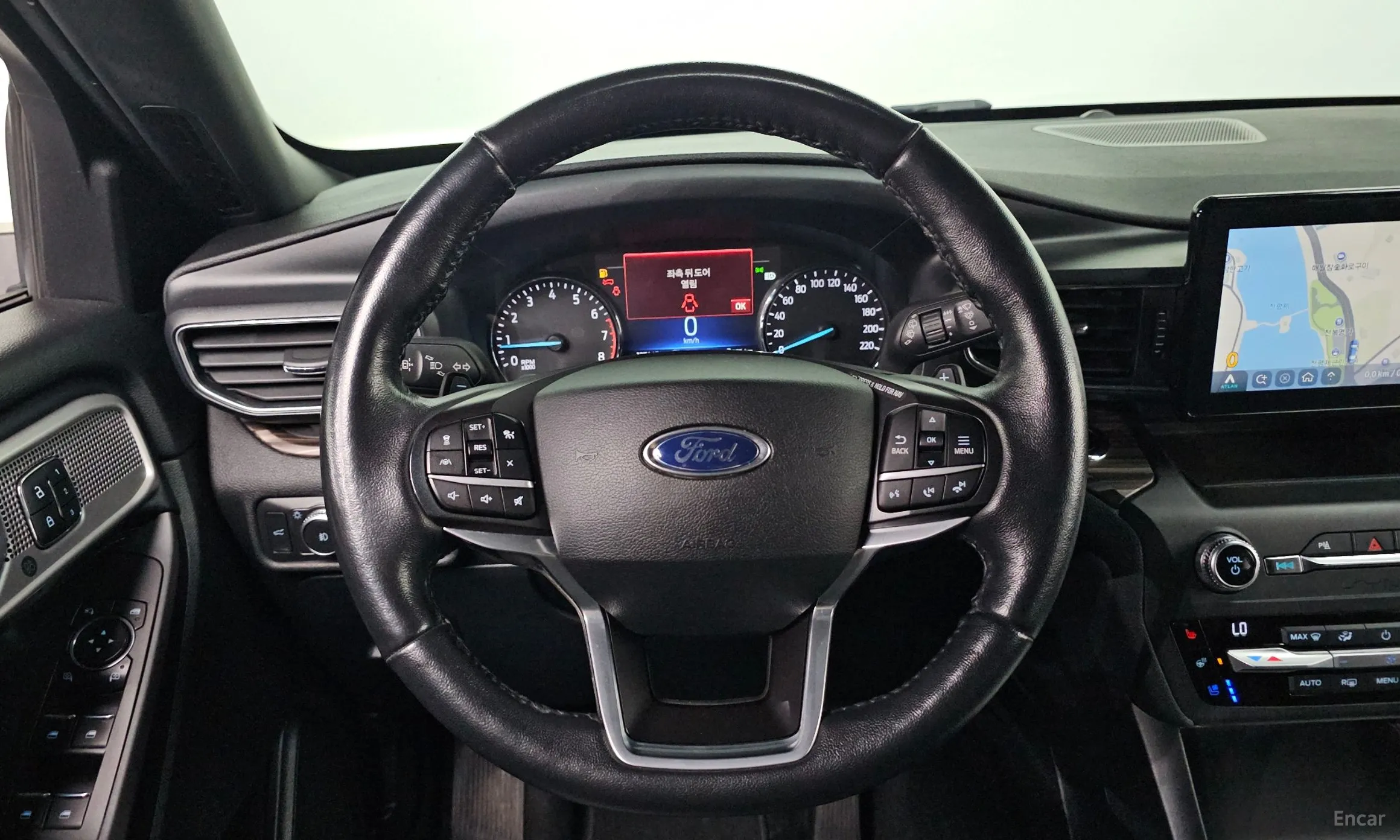 Ford Explorer 6th Generation превью 13