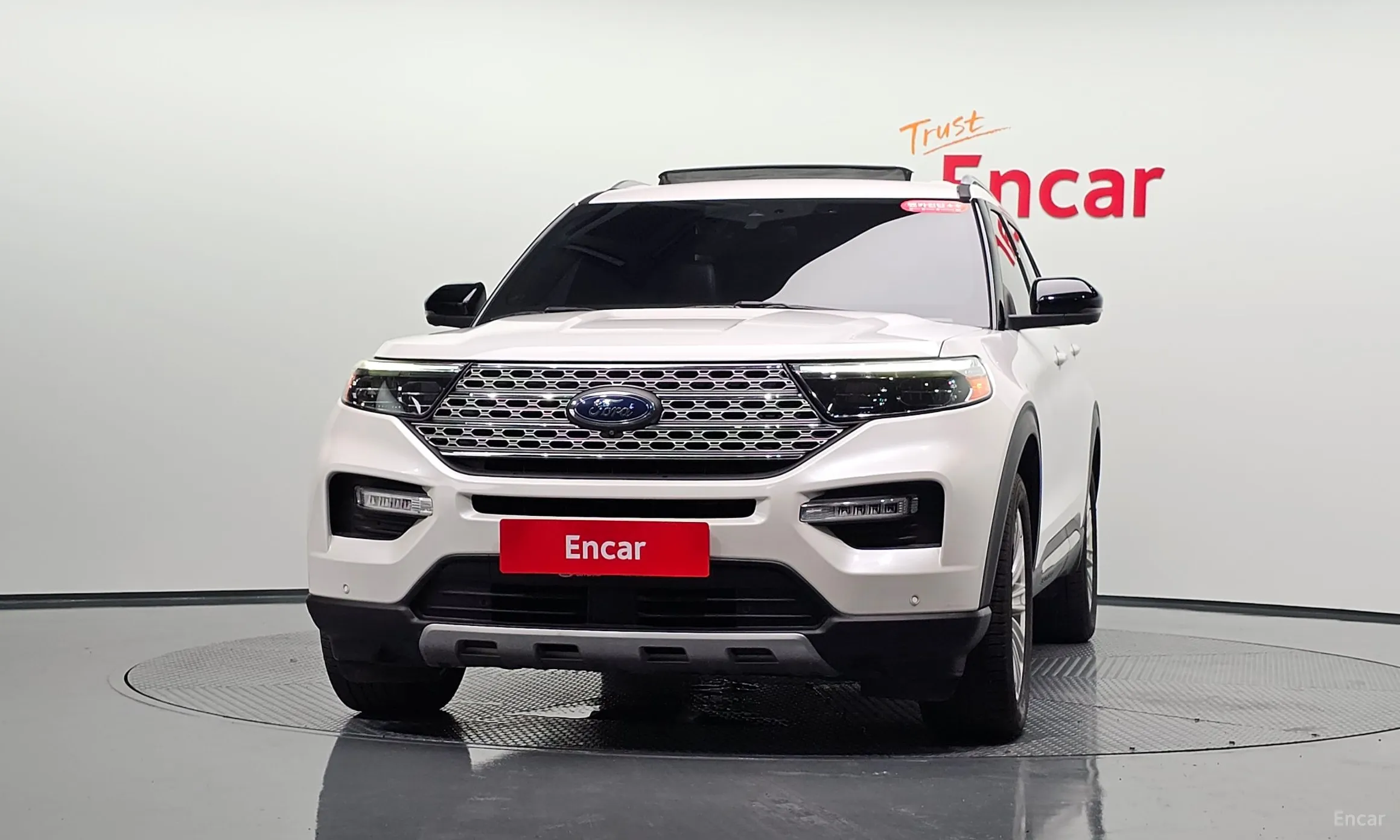 Ford Explorer 6th Generation превью 3