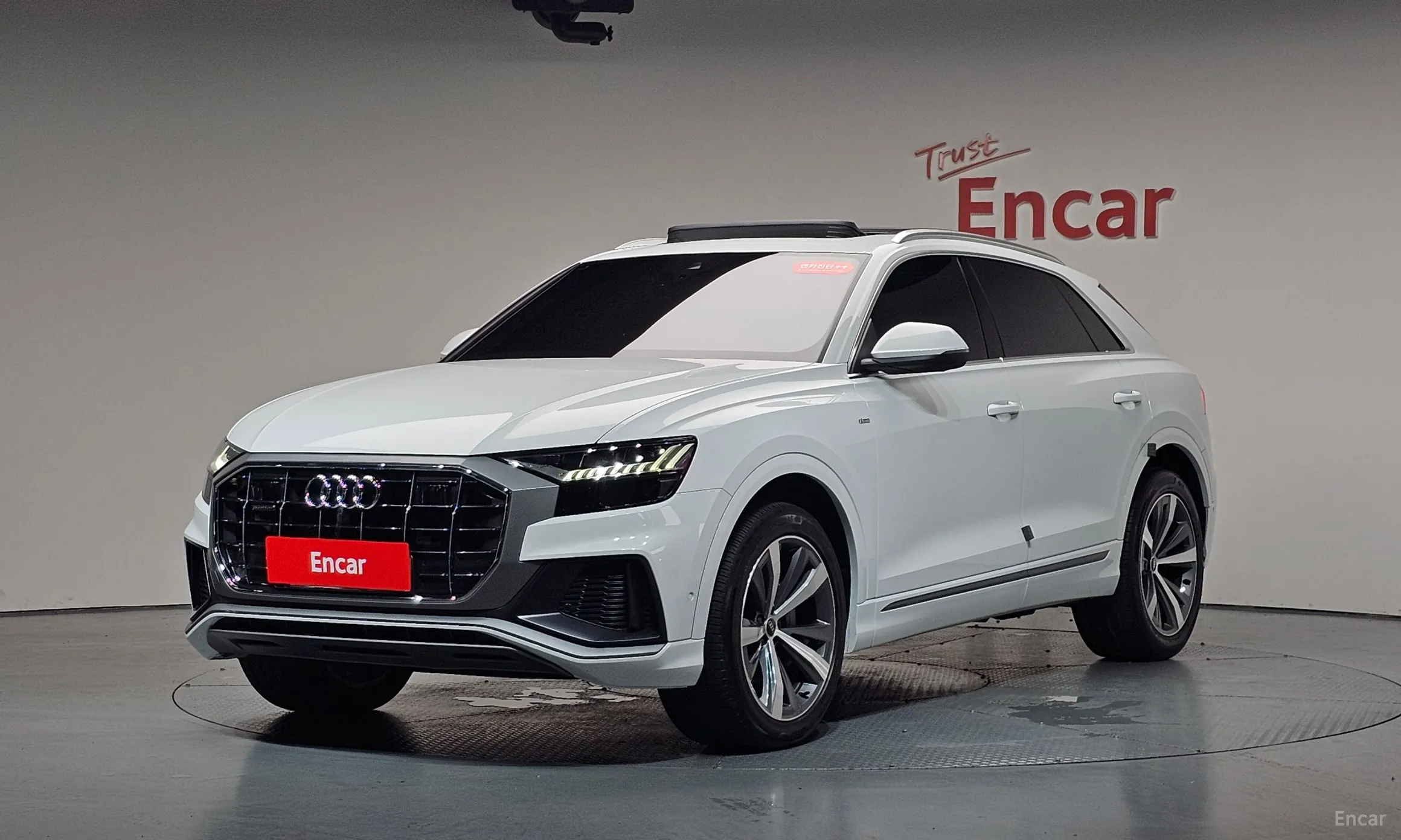 Audi Q8 (4M)