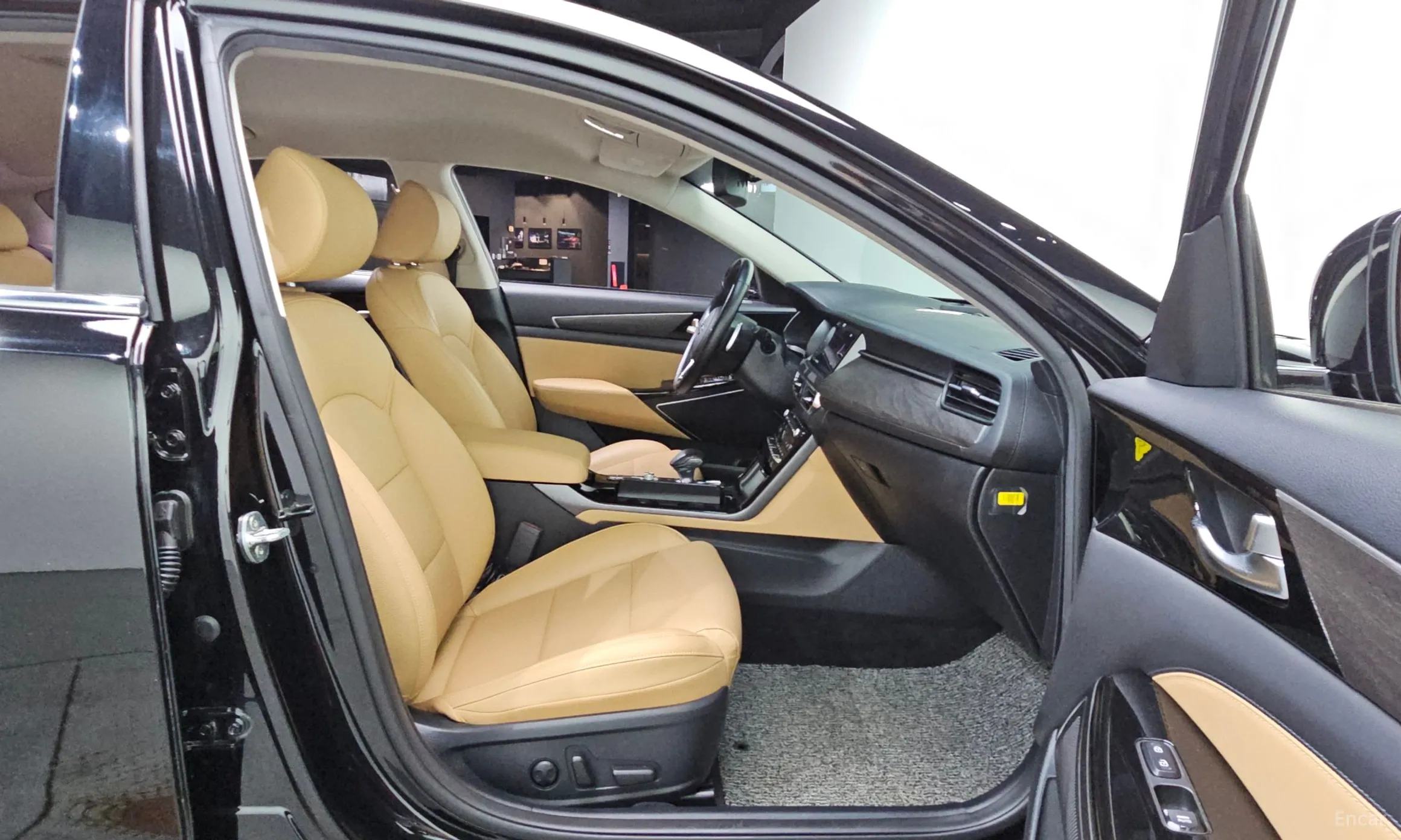 Kia K7 Premier превью 12