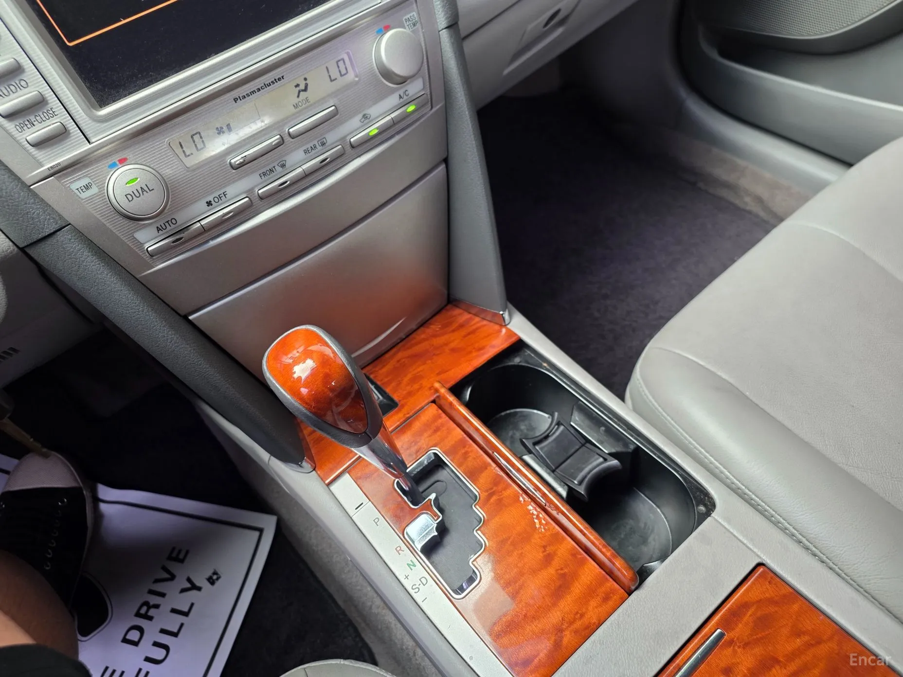 Toyota Camry превью 9