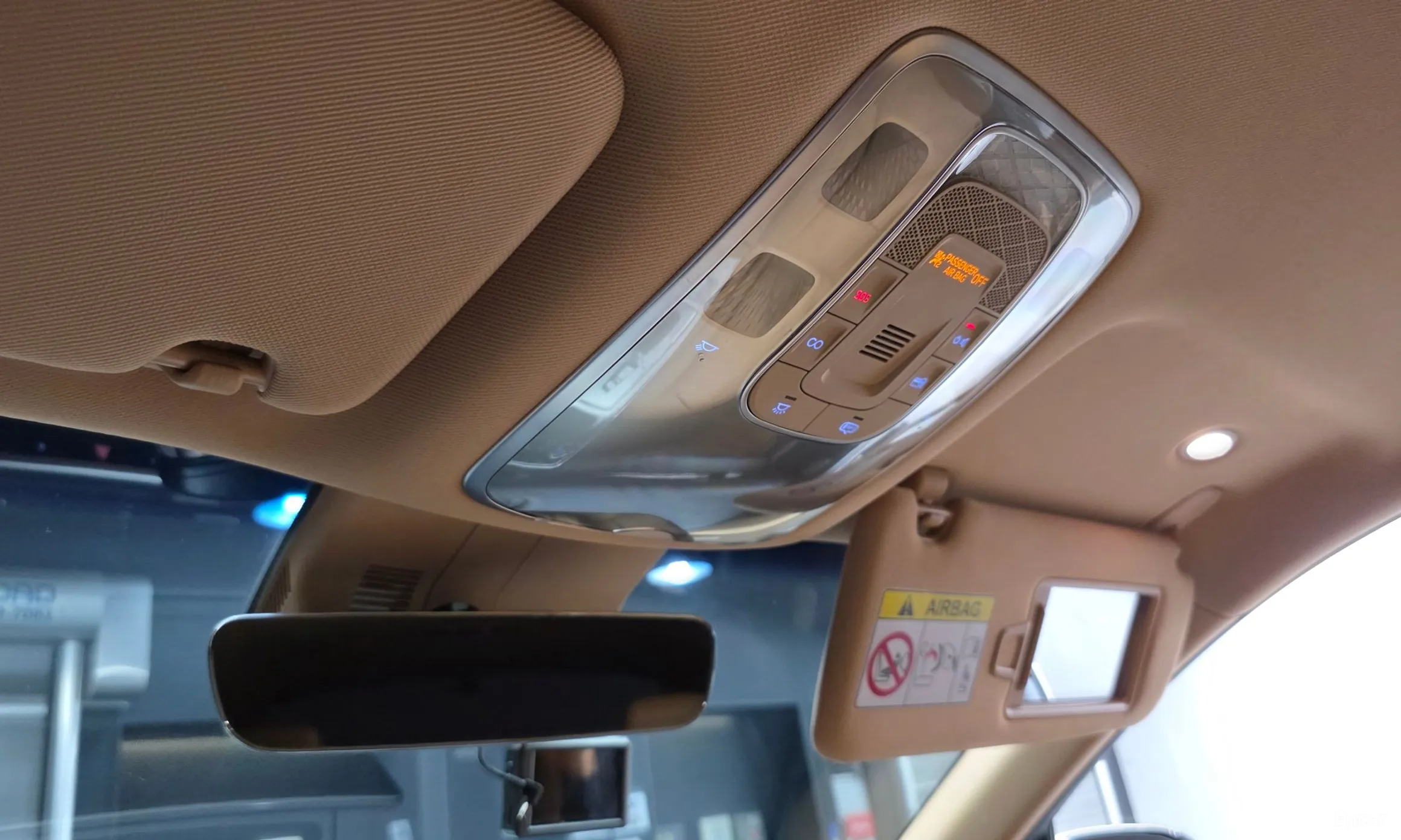 Genesis GV80 превью 17
