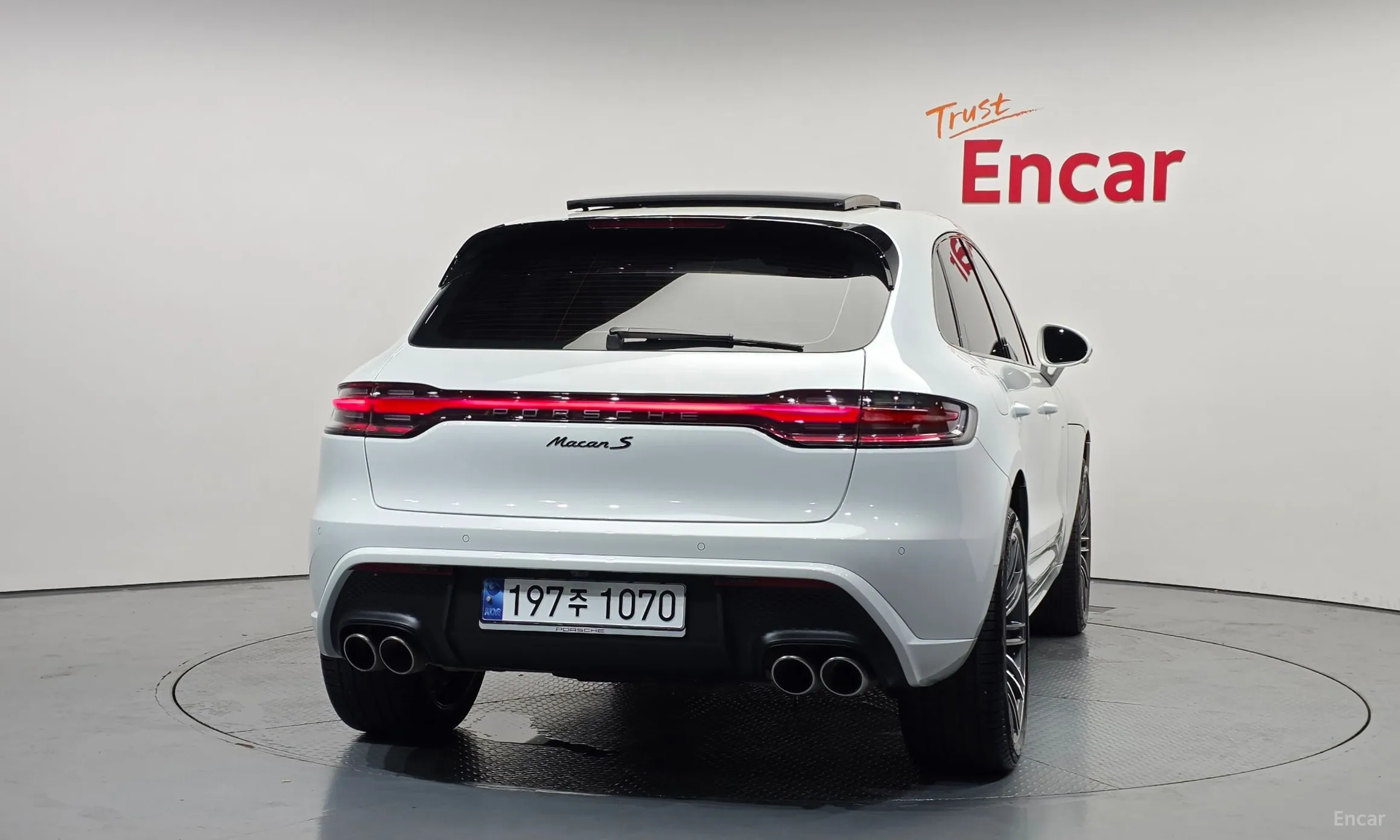 Porsche Macan превью 4