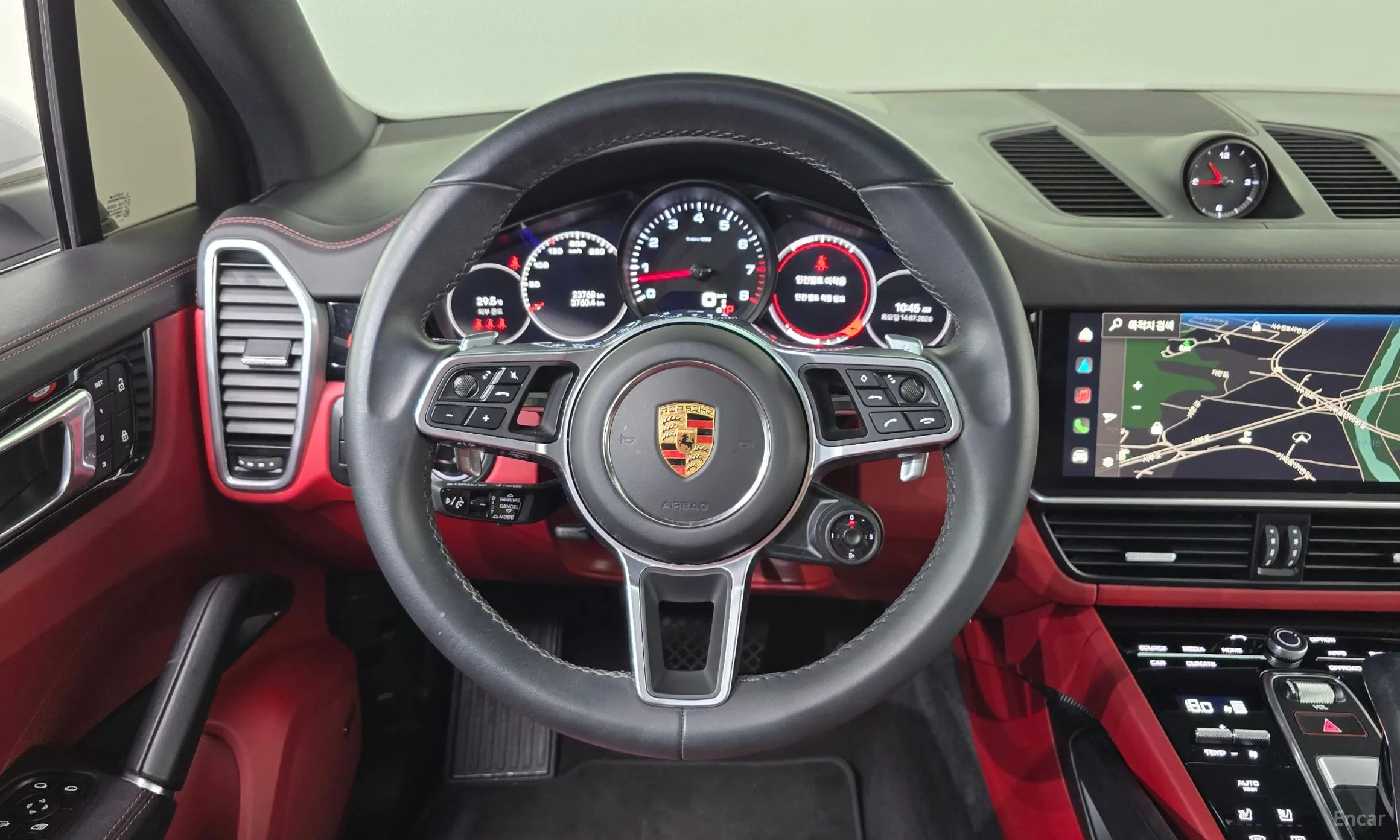 Porsche Cayenne (PO536) превью 13