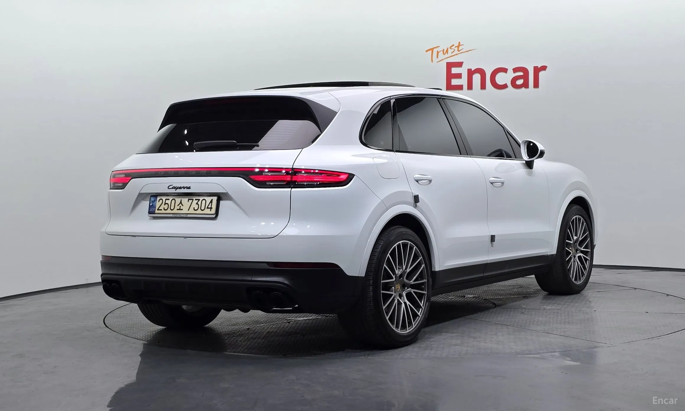 Porsche Cayenne (PO536) превью 2
