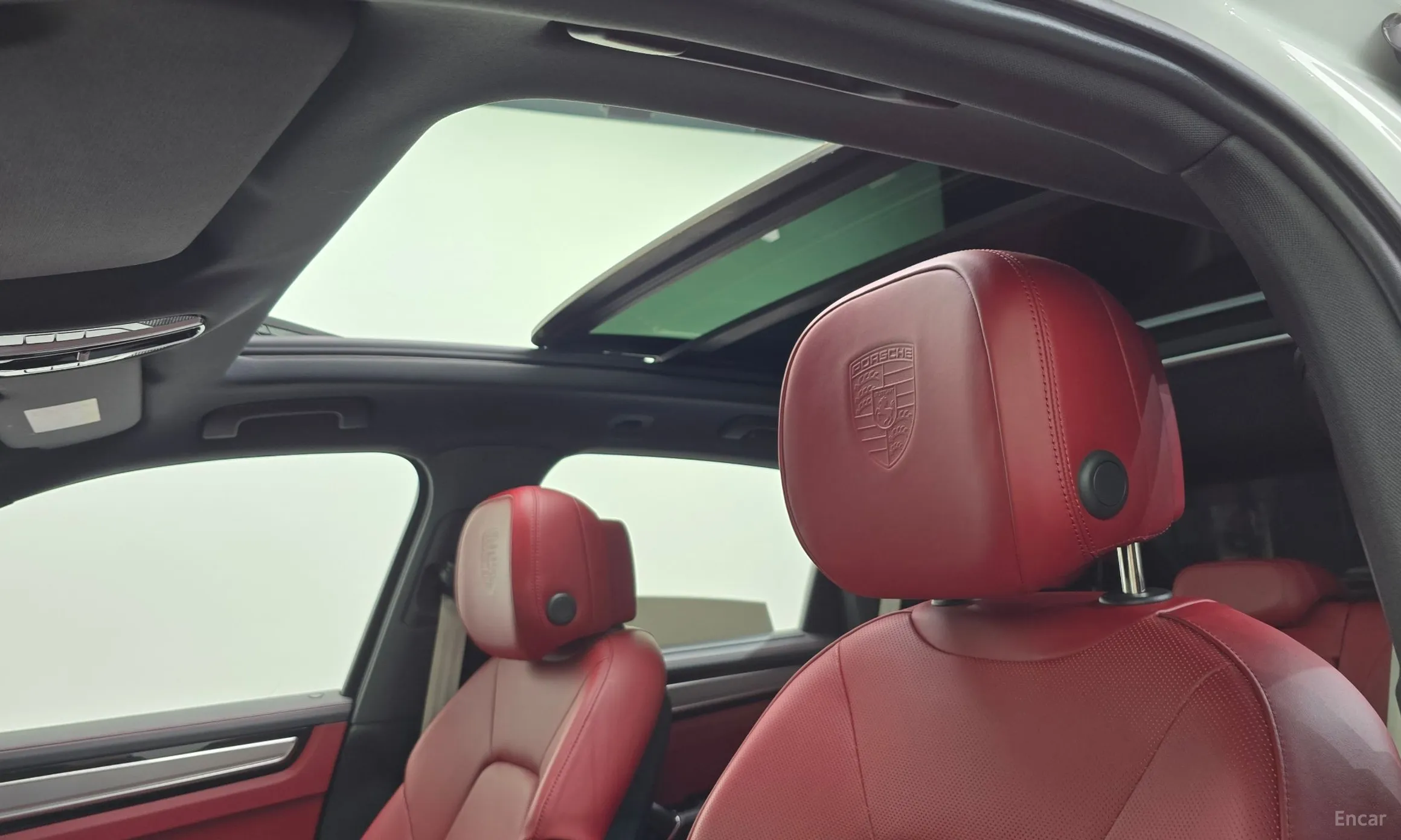 Porsche Cayenne (PO536) превью 16