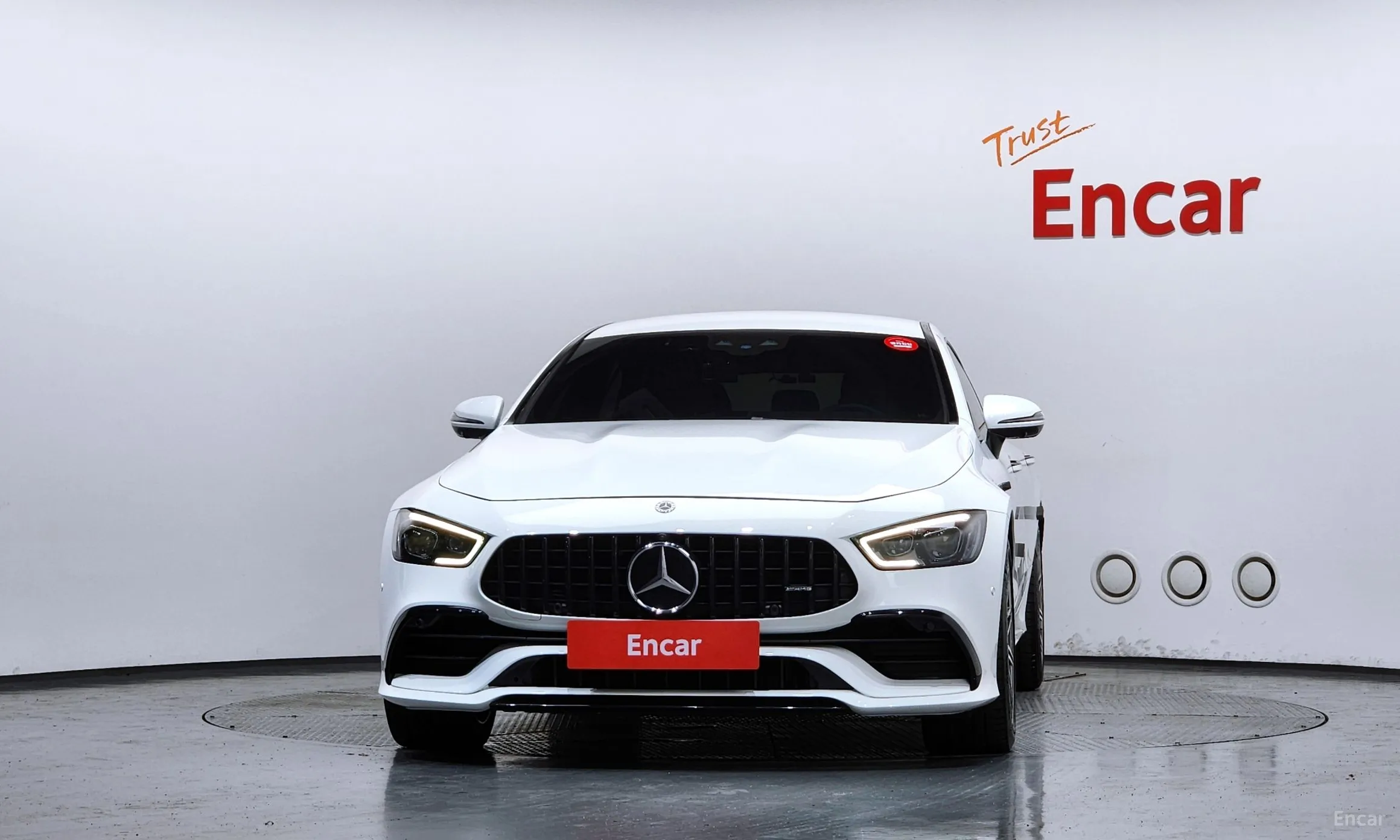 Mercedes Benz AMG GT превью 3