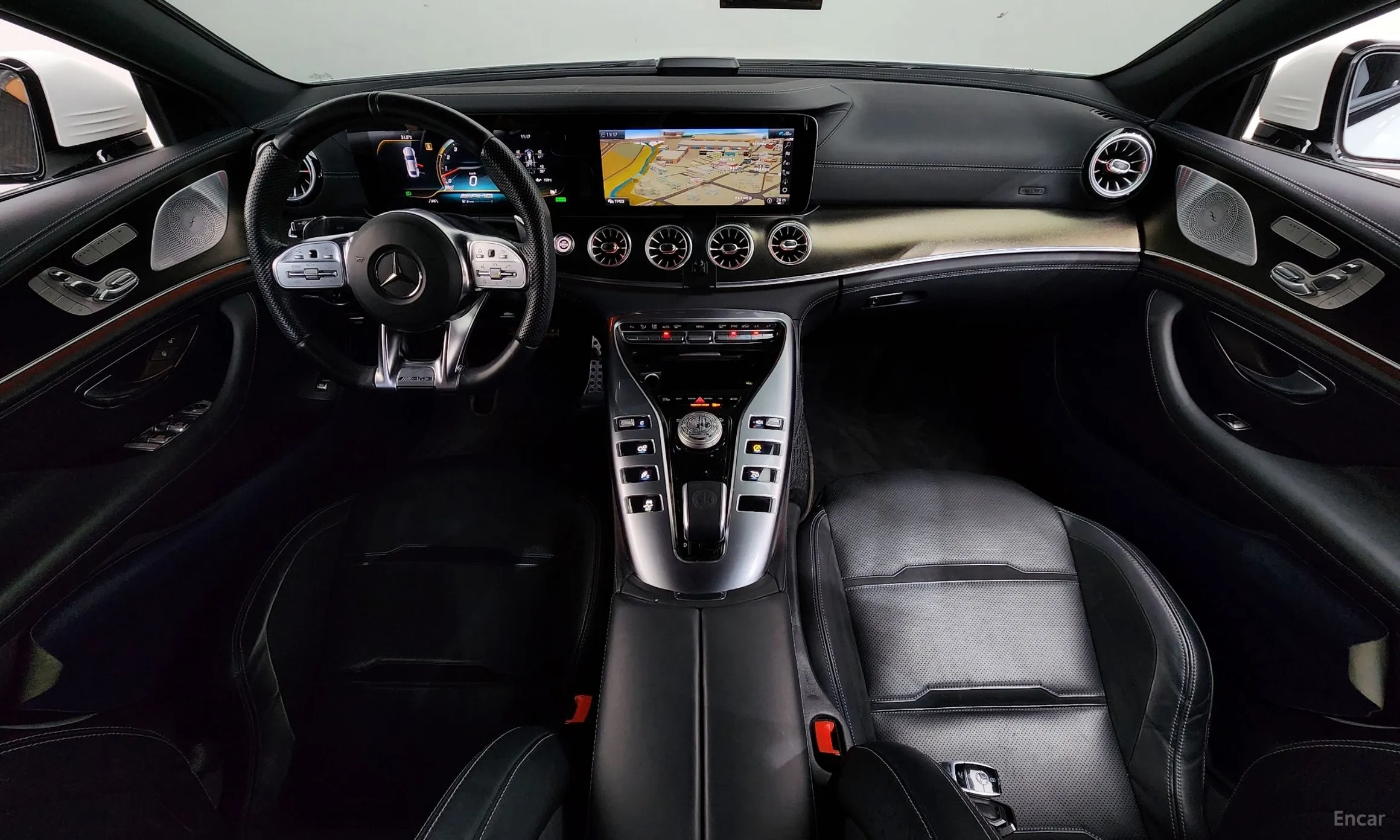 Mercedes Benz AMG GT превью 7