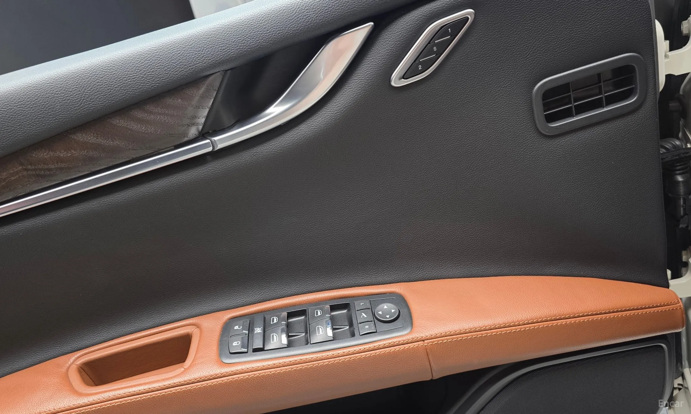 Maserati Ghibli превью 18